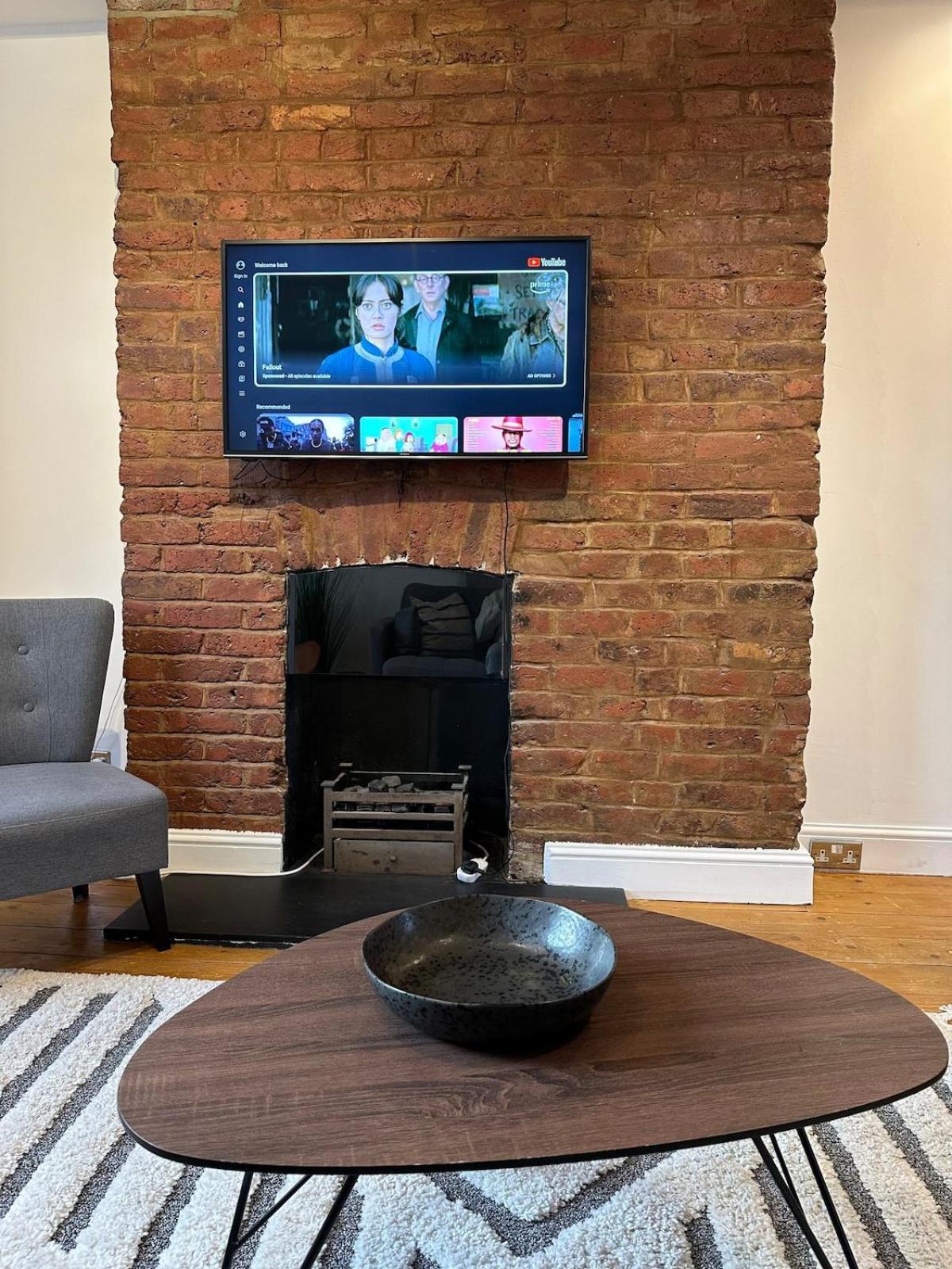 Kings Cross Cosy 2 Bedroom Flat Londen