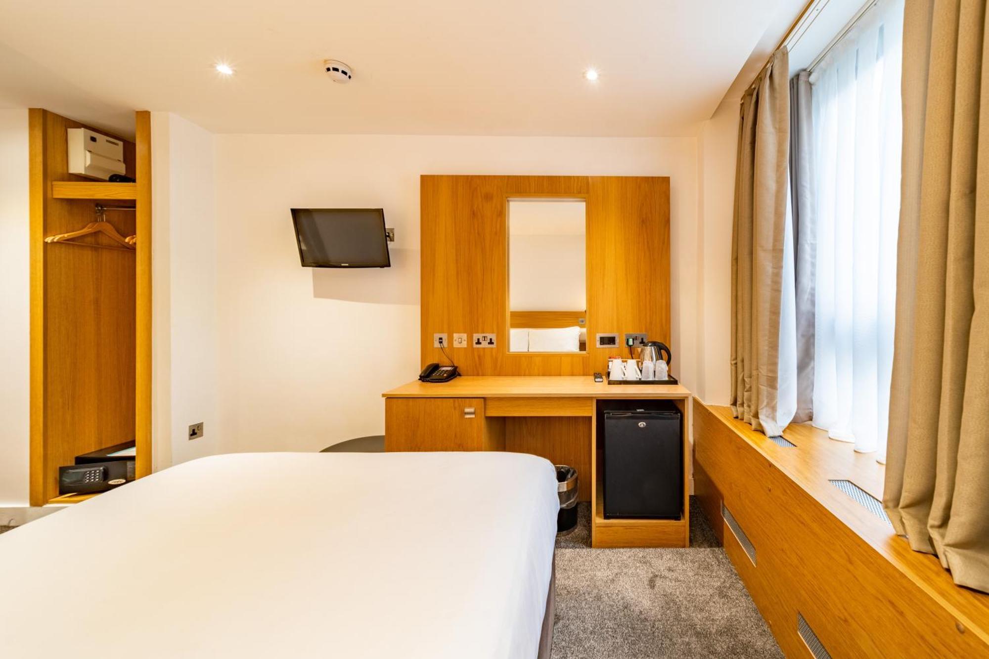 Park Hotel 3*