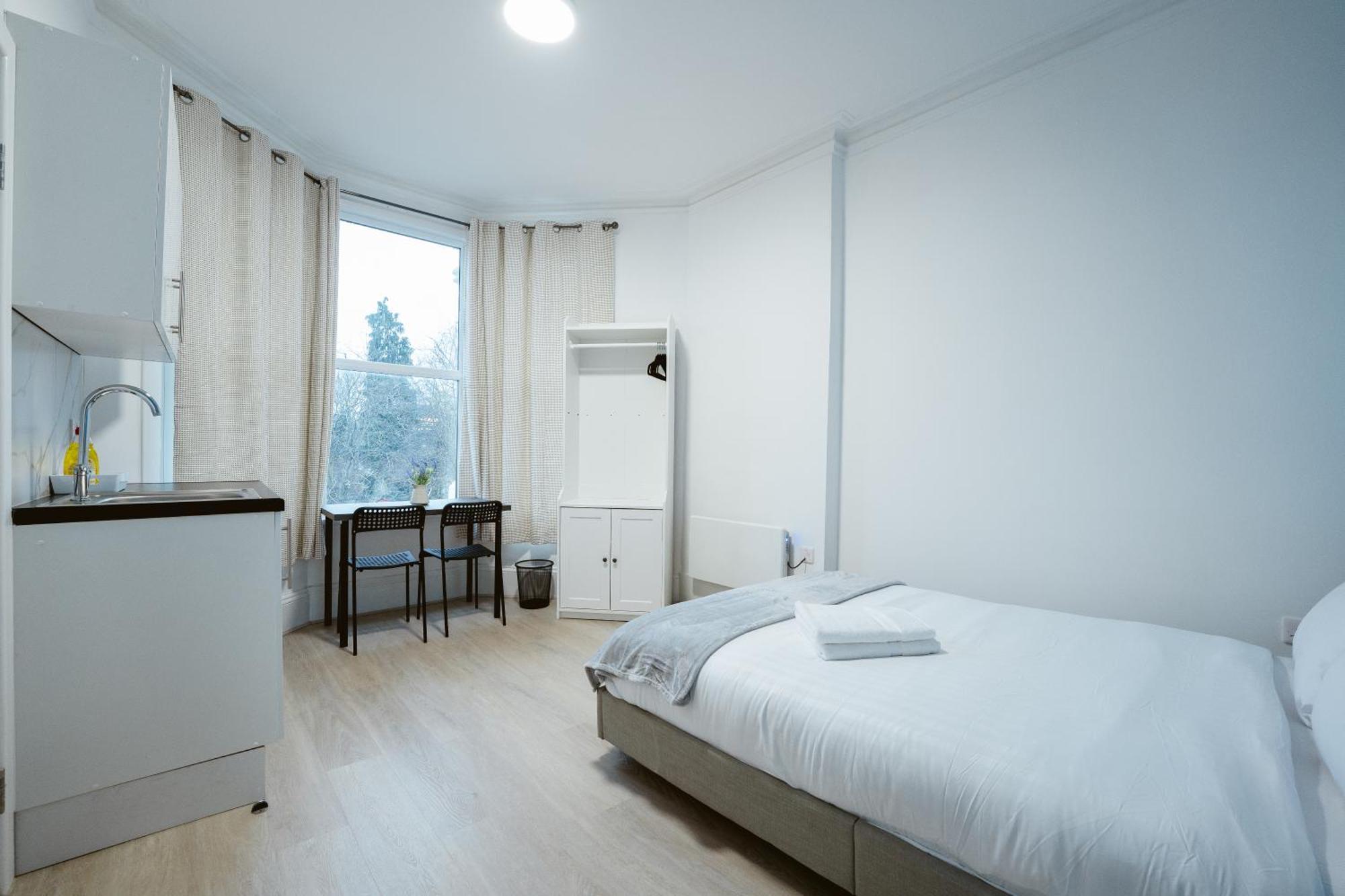 The Wood Star Self Contained Guest house London