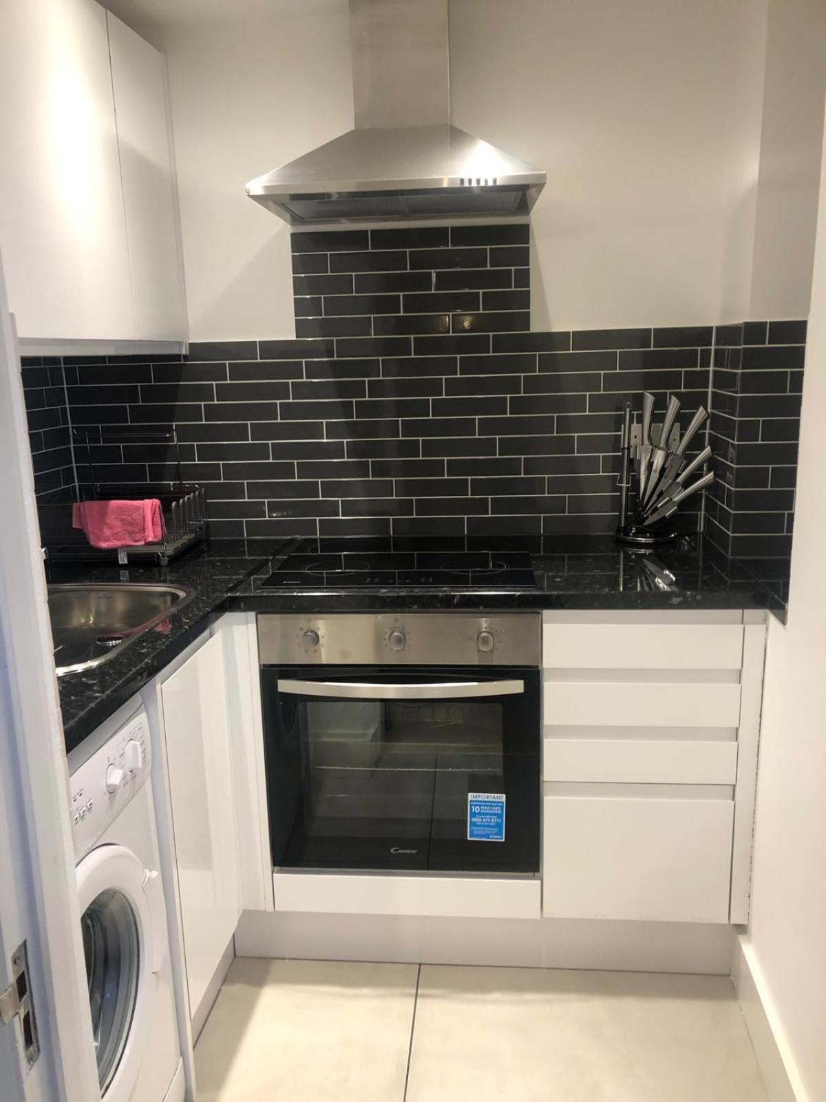 Apartment Basement Flat Is Stoke Newington *