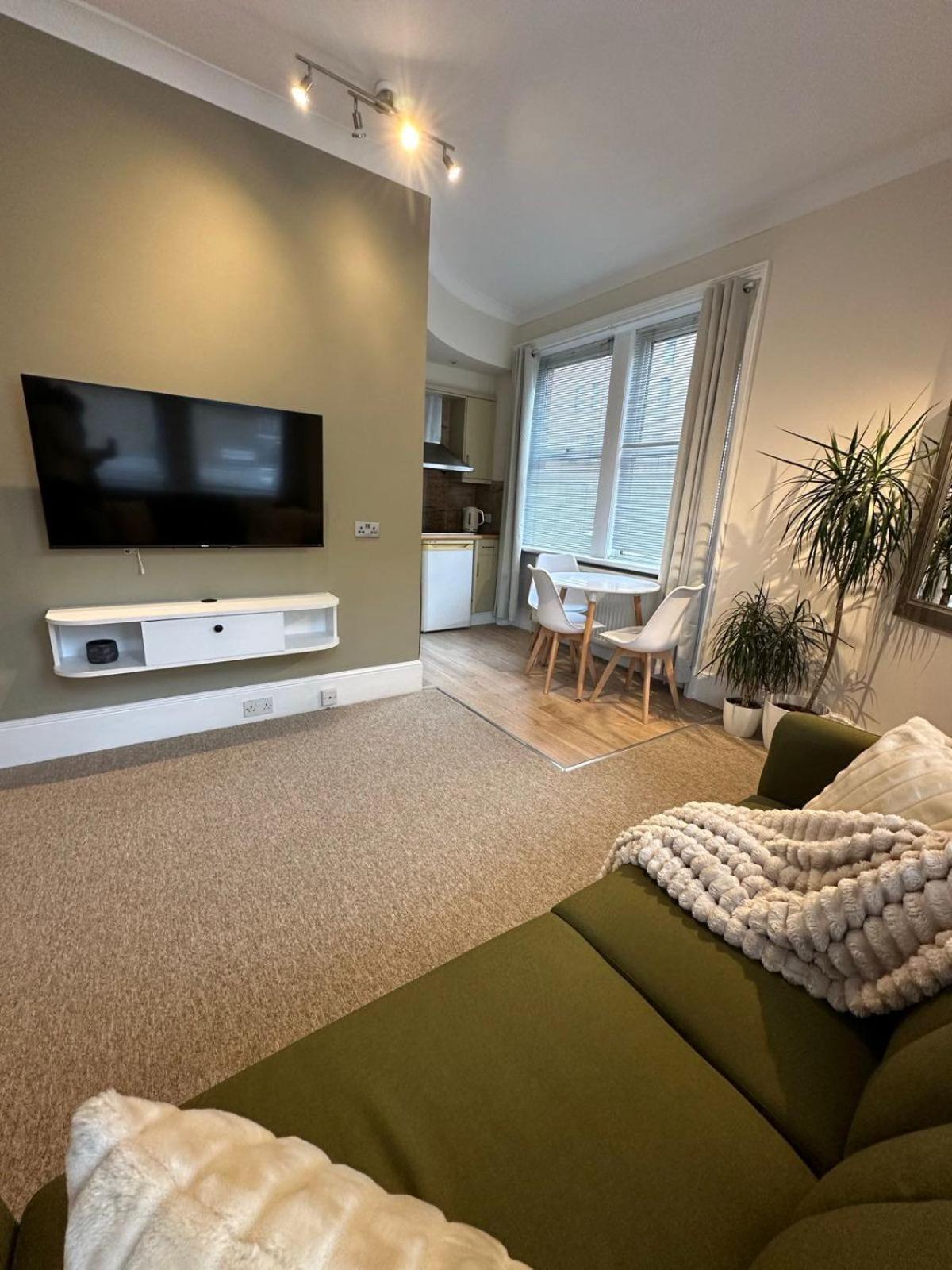 Luxury 1 Bed In The Heart Of Fulham Londen