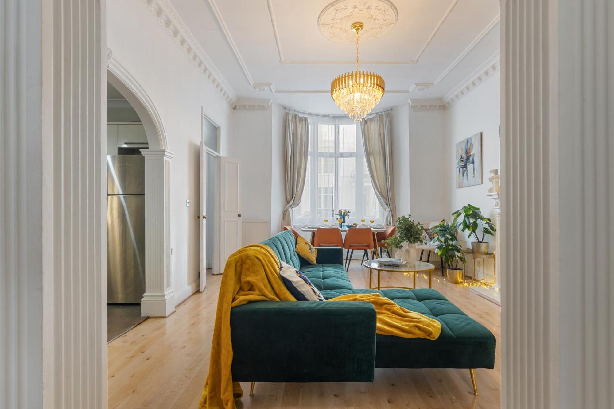 Apartment Chic In Hyde Park London