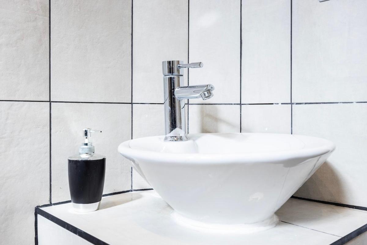 Classy 2 Bedroom Near Old Street Station Appartement *