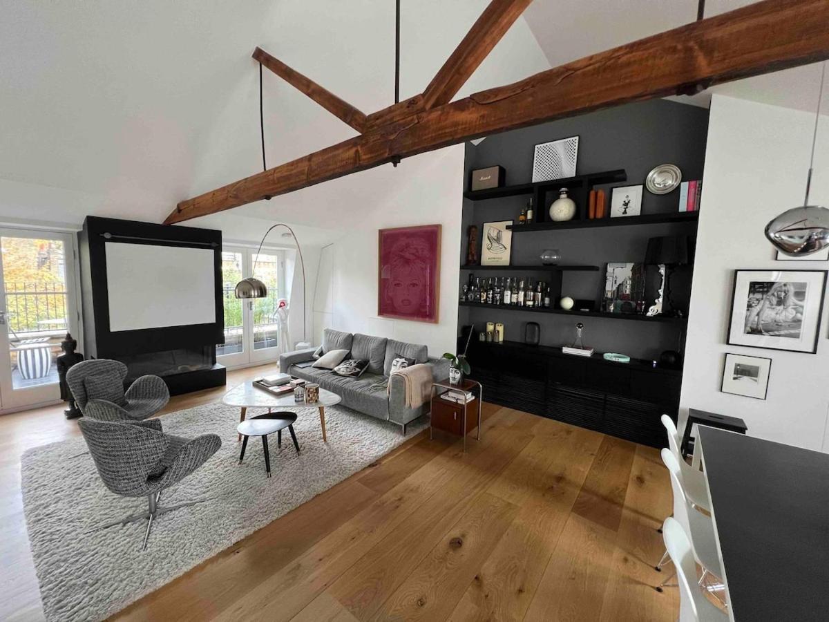 Chelsea, Three-bedroom Contemporary Living Duplex * Londen