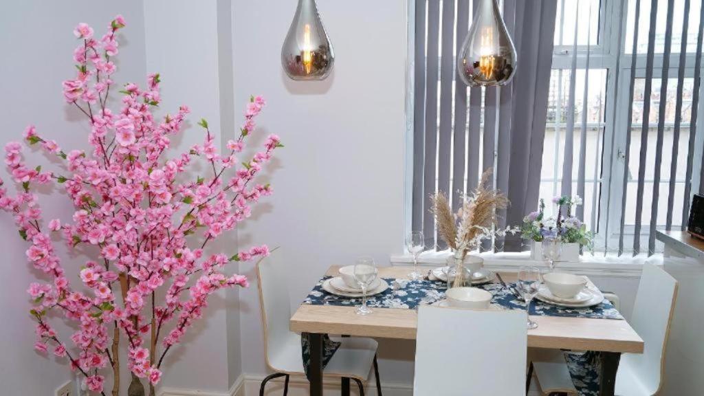 Edgware Road Beautiful Family Apartment