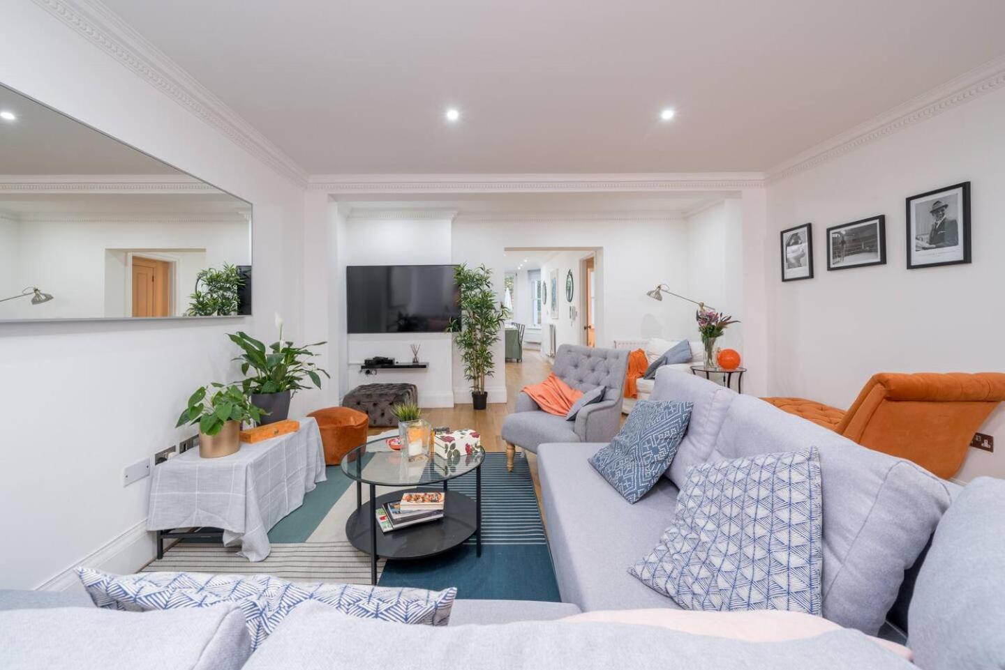 Niru Experience Luxury Boutique Garden 2bd 2ba *