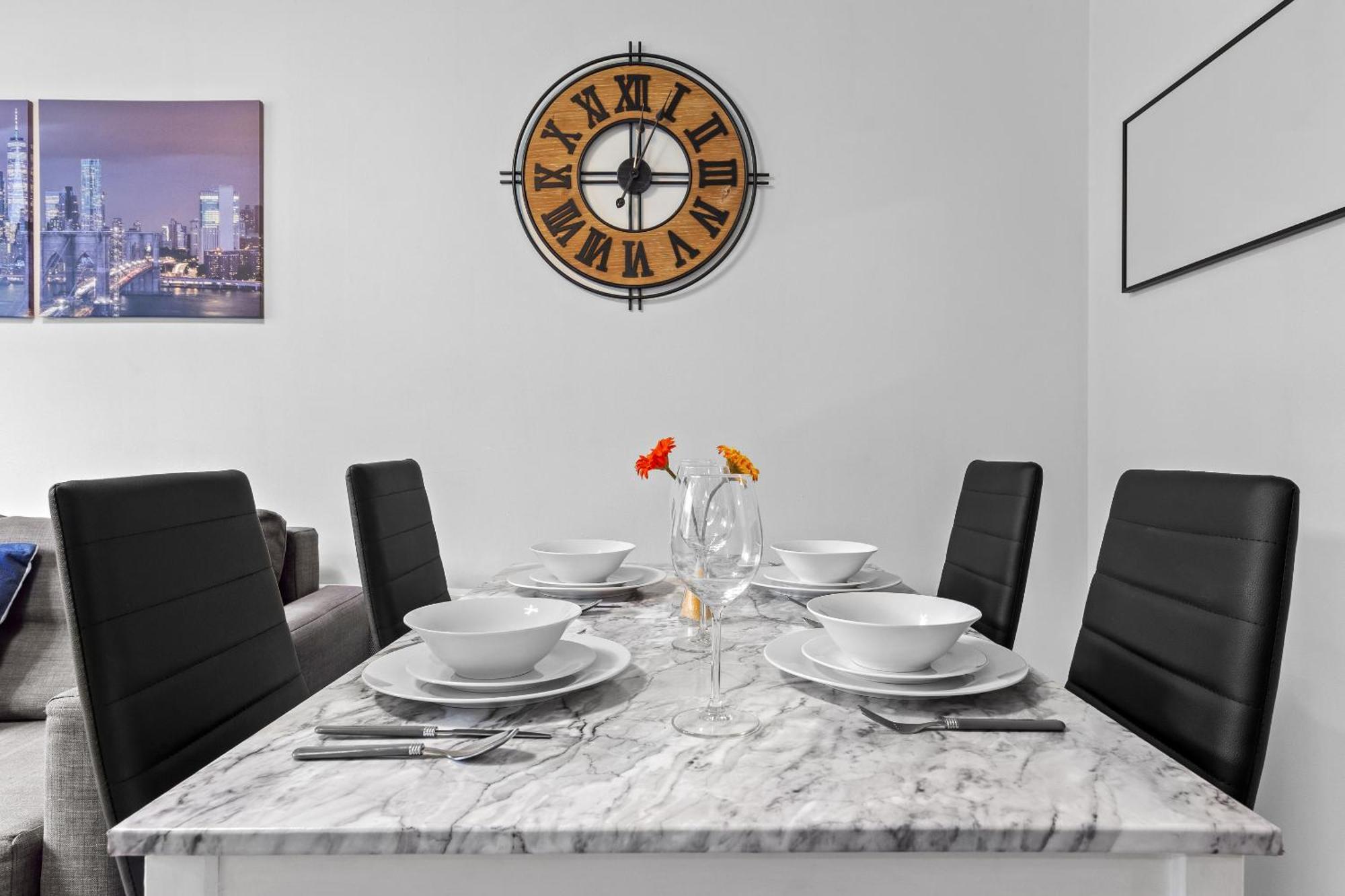 Centre Fbs Spacious Flat *