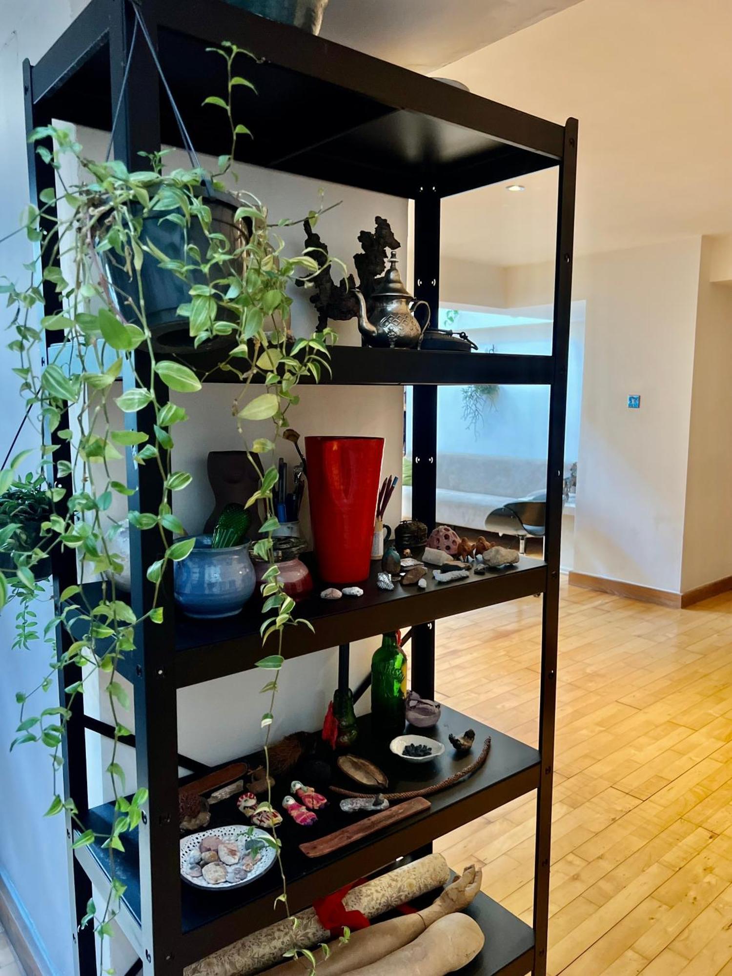 Creative Oasis In The Heart Of Guest house London