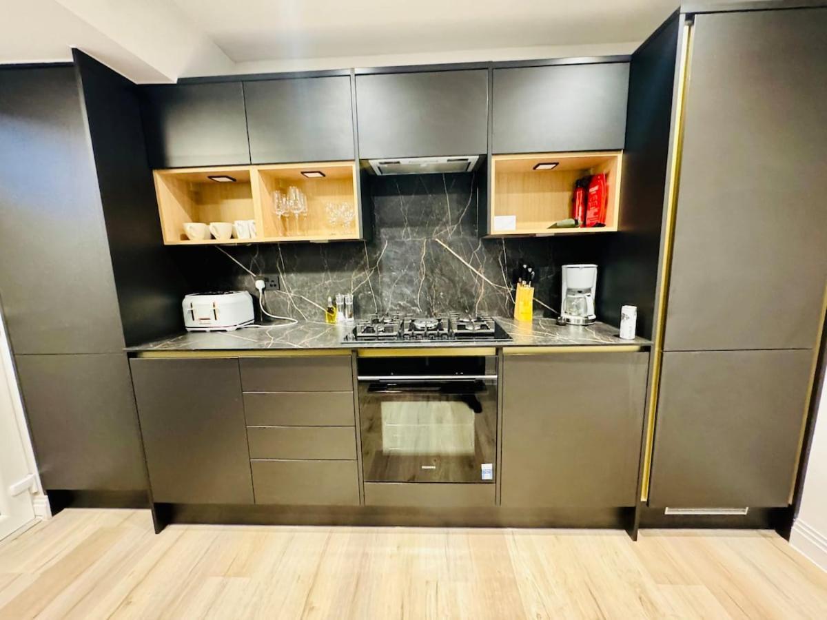 The Luxuries Marylebone Apt, 5 Min From Station! Appartement Londen