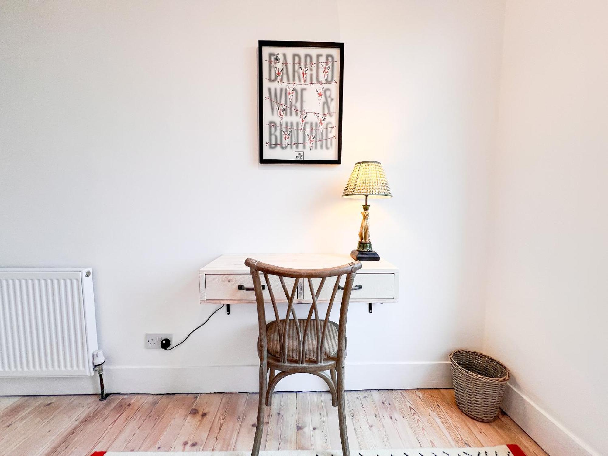 Charming Historic 3br - Steps To Greenwich Park - Cutty Sark & Royal Observatory Apartment