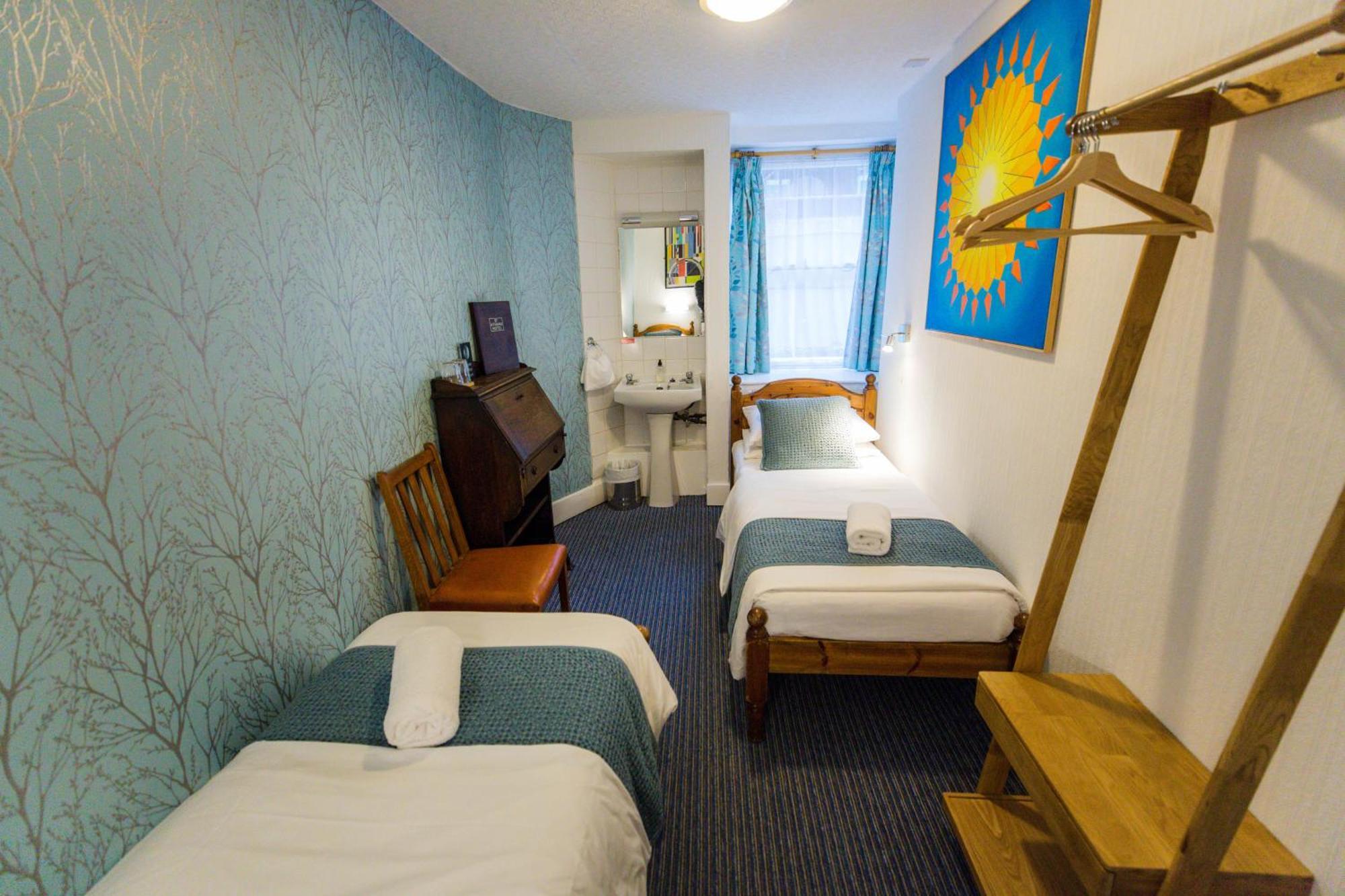 Hotel St Athans 2*