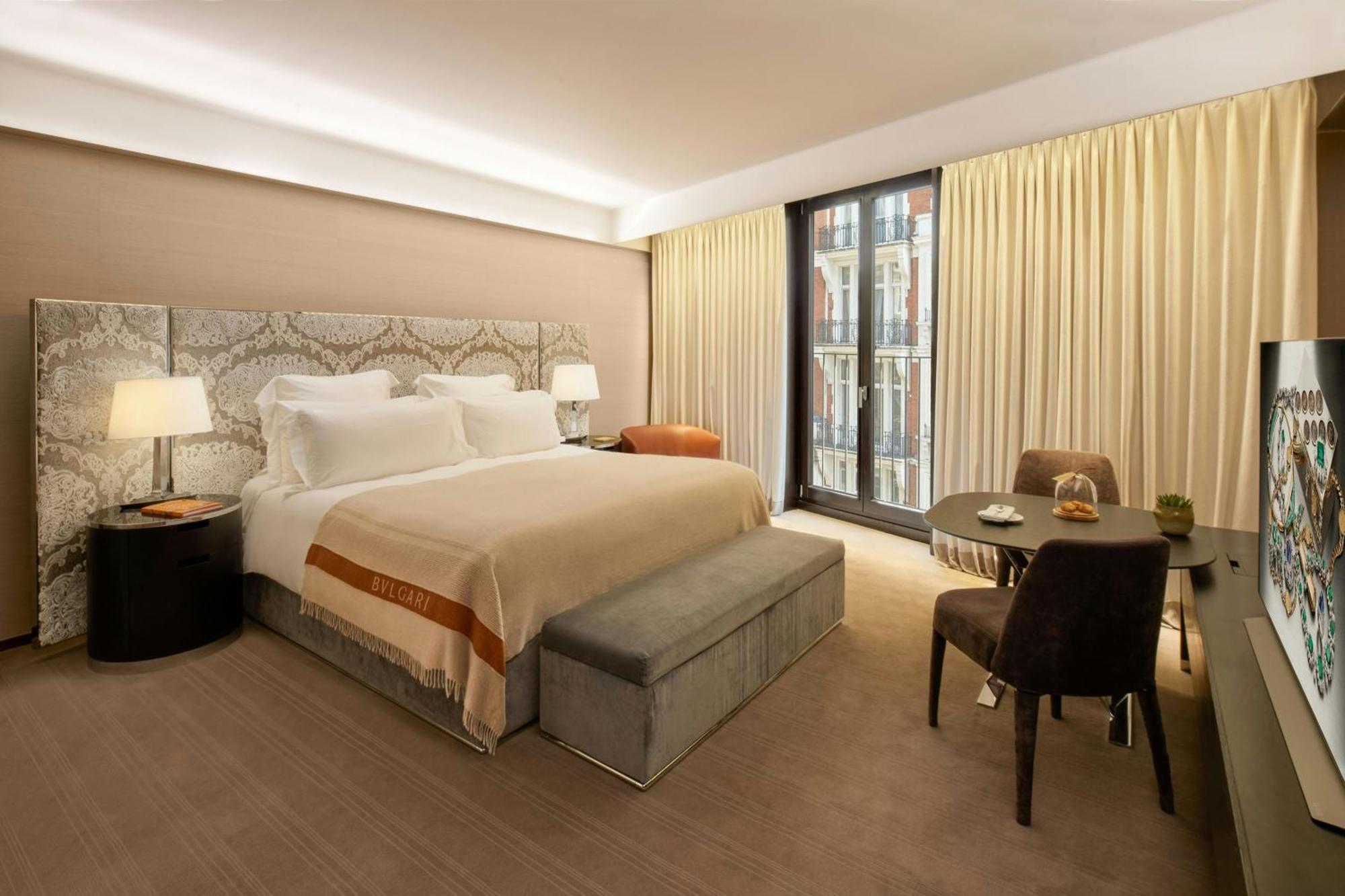 Hotel Bulgari Hotel, 5*