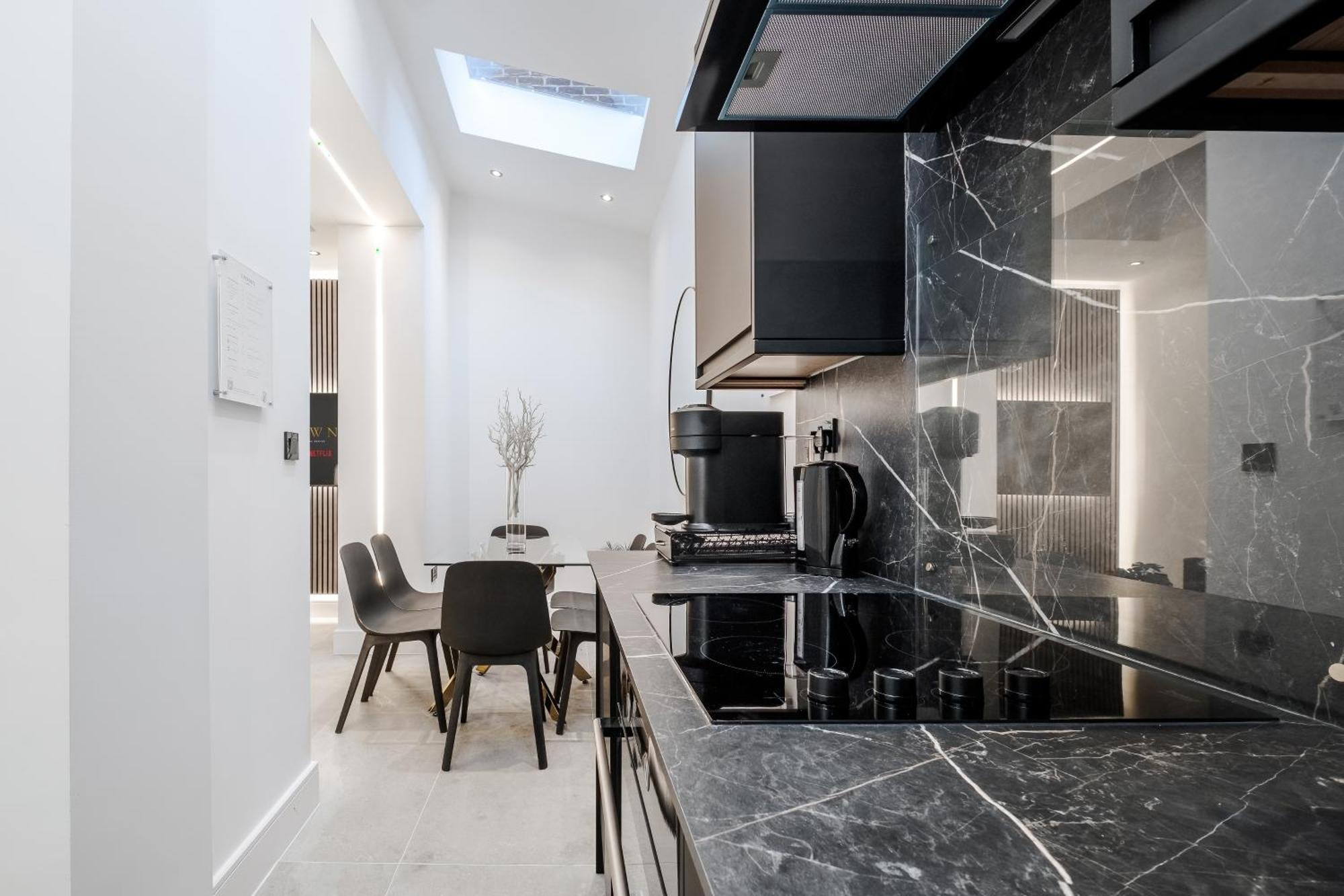 Luxury 2 Bedroom In London