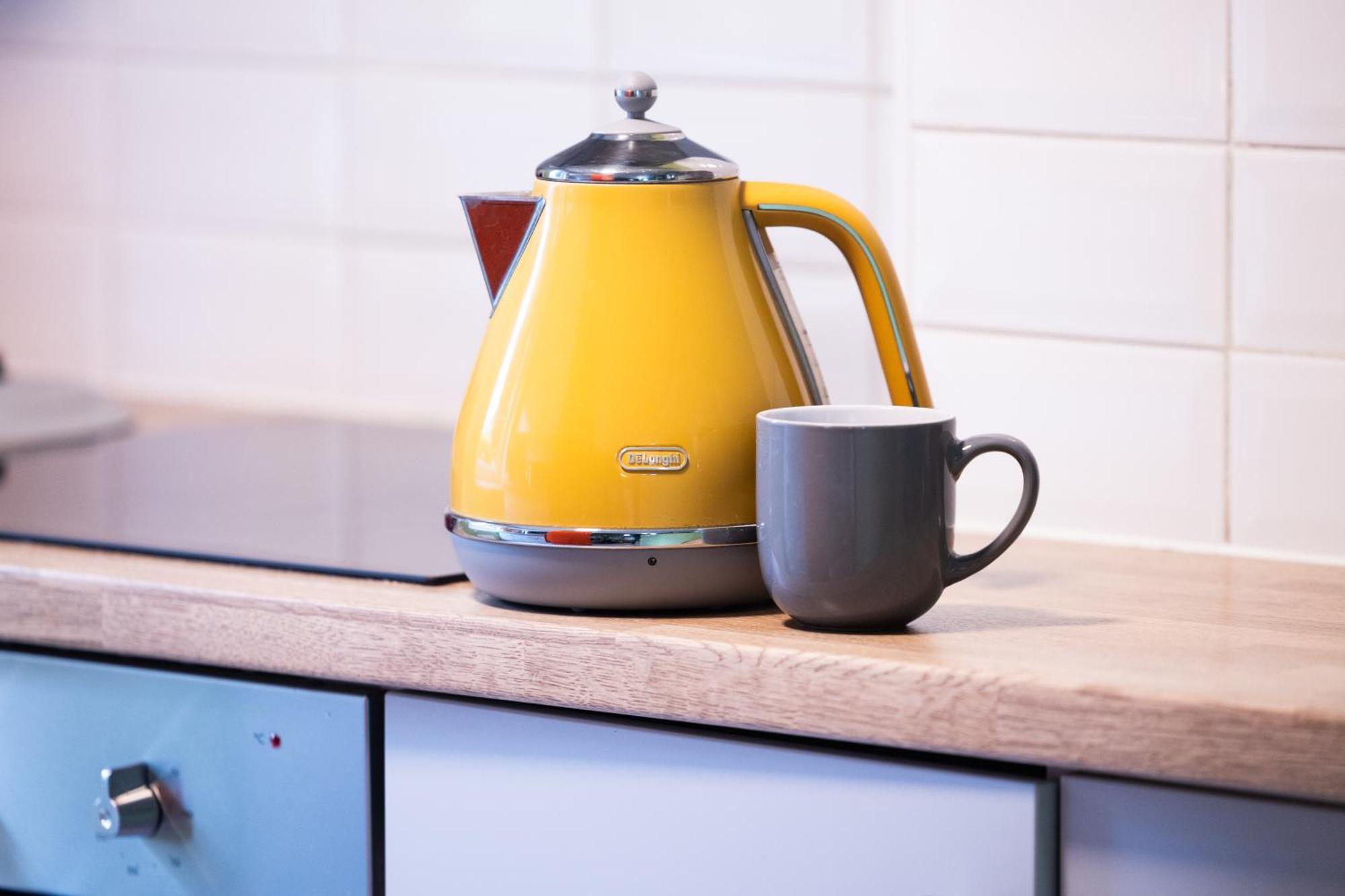 20 Percent Off -Todayonly-Mobilerate Offers-Genius Offers-Londonbridge City Apartment W Free Parking-Wifi-Sleeps7-4Beds-Netflix-Family! London