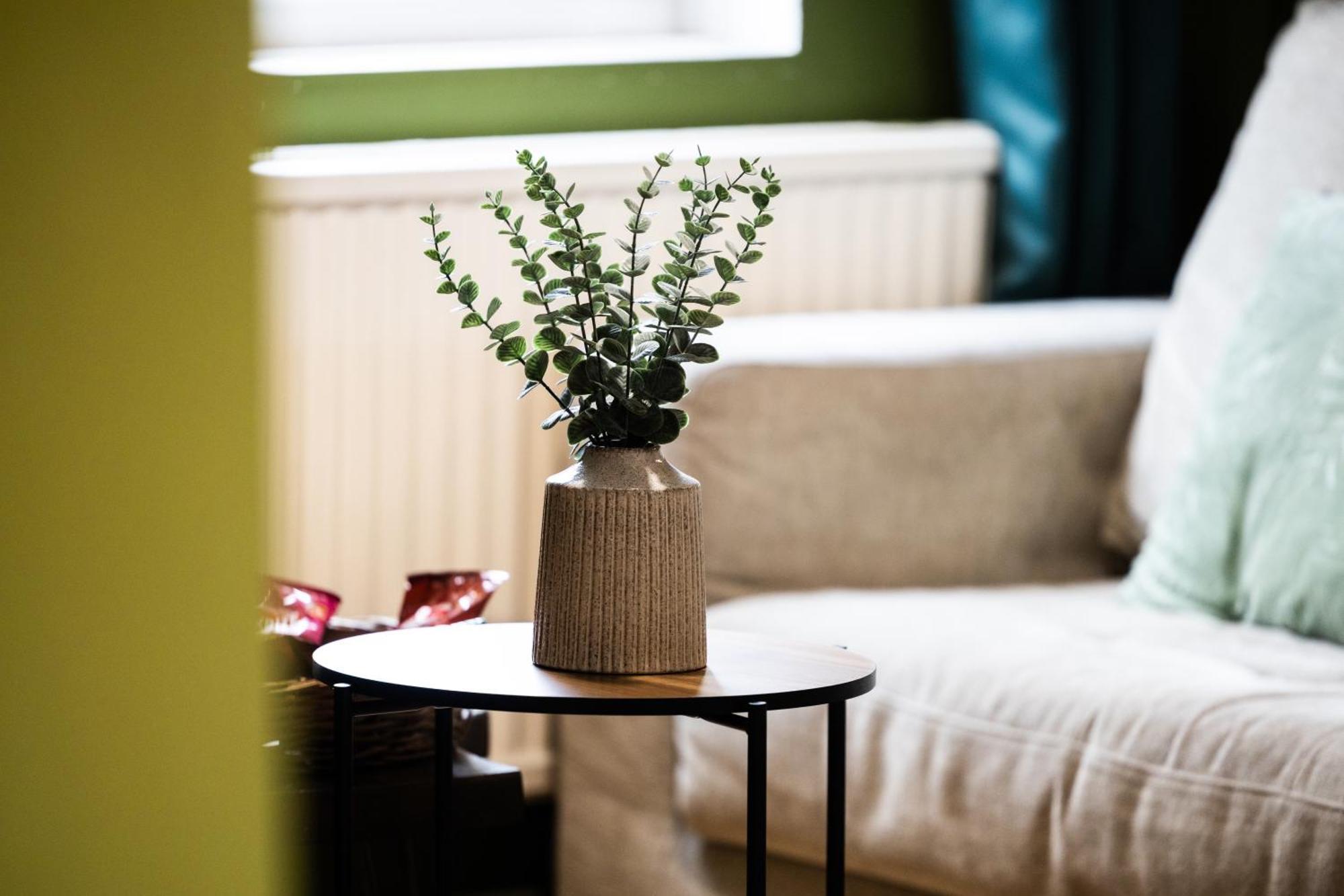 20 Percent Off -Todayonly-Mobilerate Offers-Genius Offers-Londonbridge City Apartment W Free Parking-Wifi-Sleeps7-4Beds-Netflix-Family! Apartment