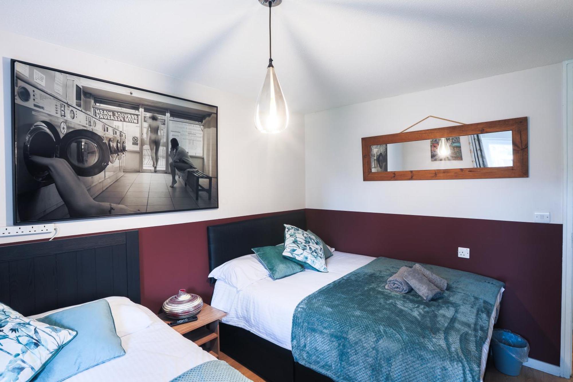 Apartment 20 Percent Off -Todayonly-Mobilerate Offers-Genius Offers-Londonbridge City Apartment W Free Parking-Wifi-Sleeps7-4Beds-Netflix-Family! *