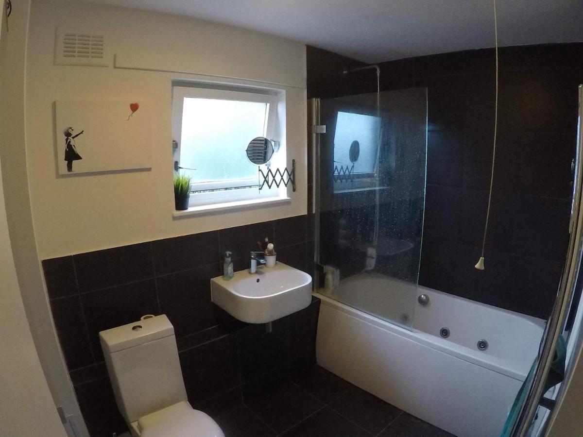 Remote Work Entire Flat 20min To Oxford St Apartment London