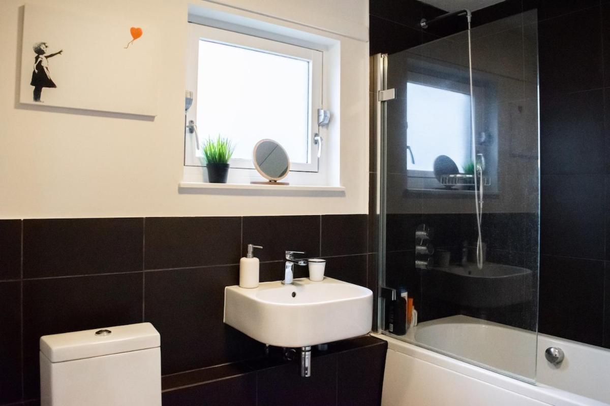 Remote Work Entire Flat 20min To Oxford St London