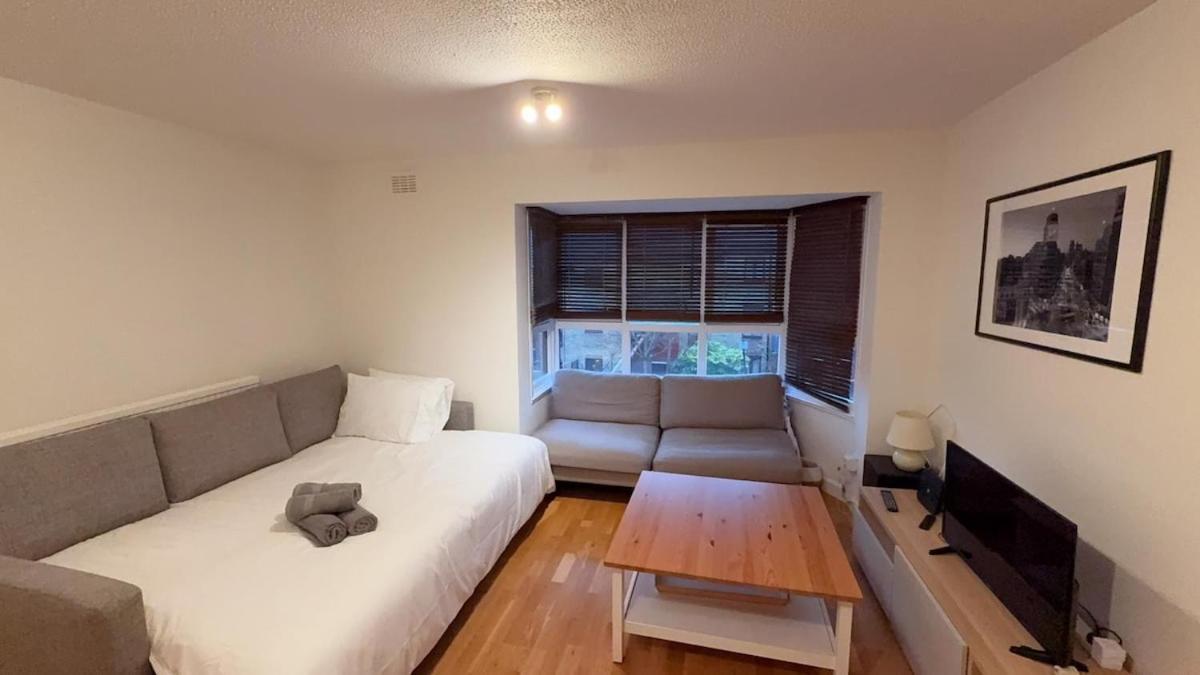 Apartment Remote Work Entire Flat 20min To Oxford St London