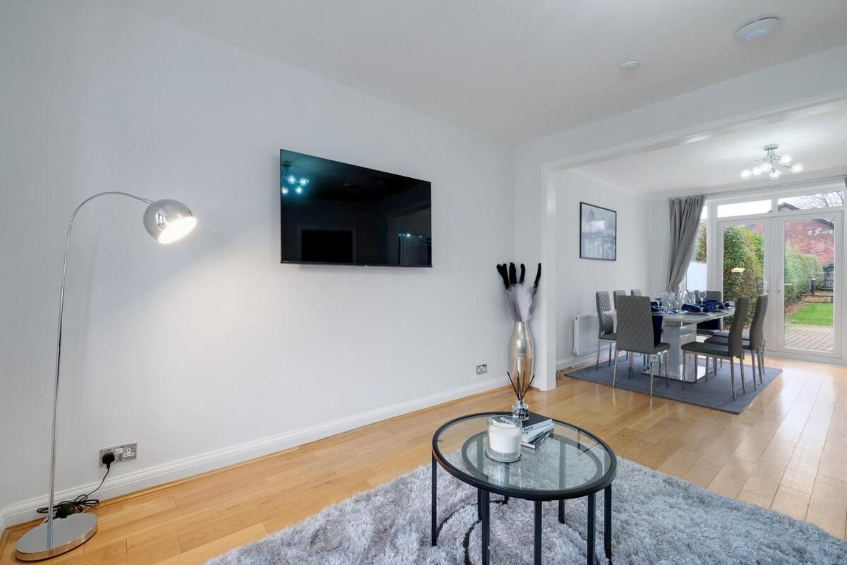 Stylish 3br House Close To Wembley Stadium And Arena London