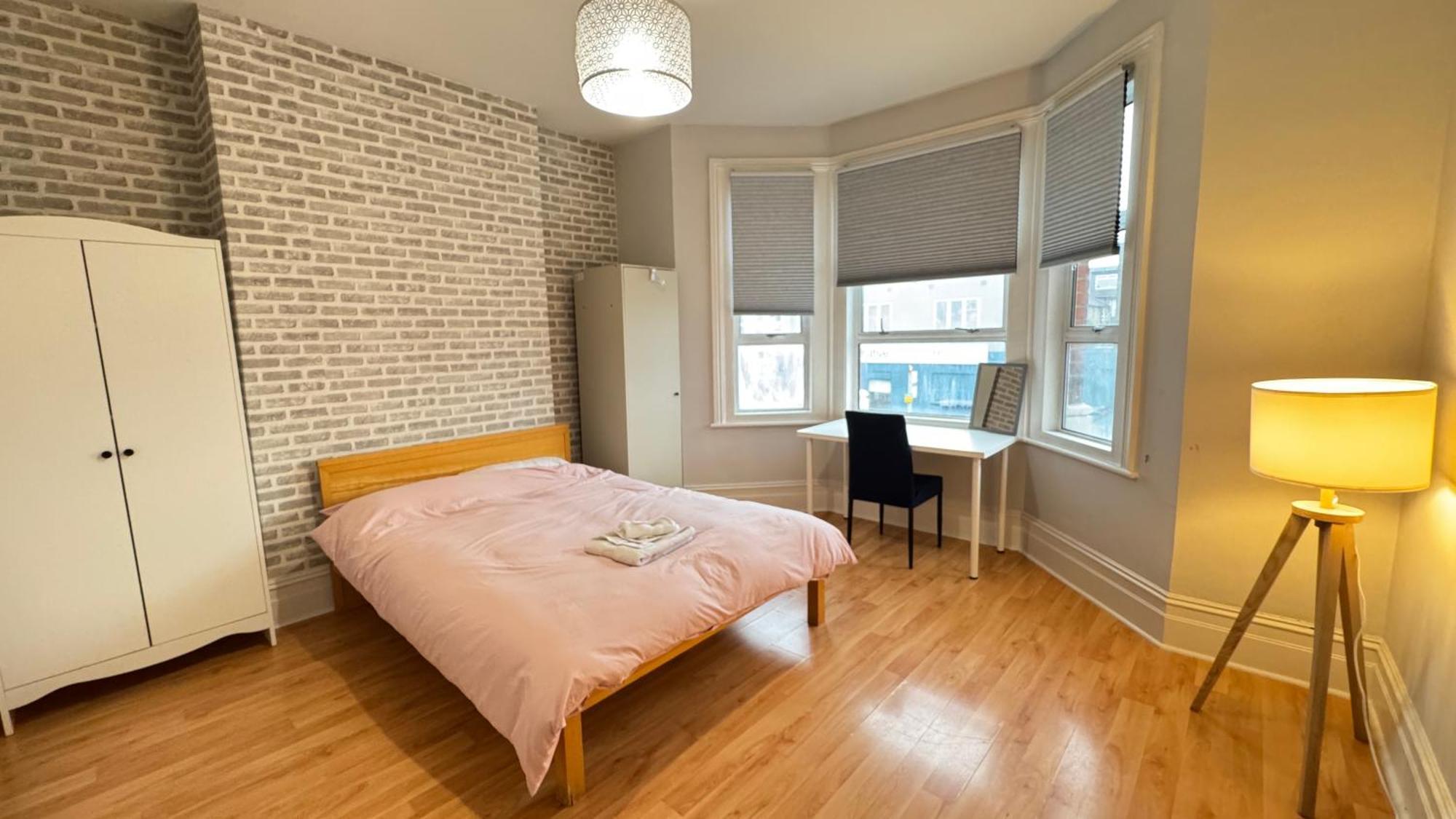 Lovely Double In Kensal Rise Quiet&close To Tube -bus Station