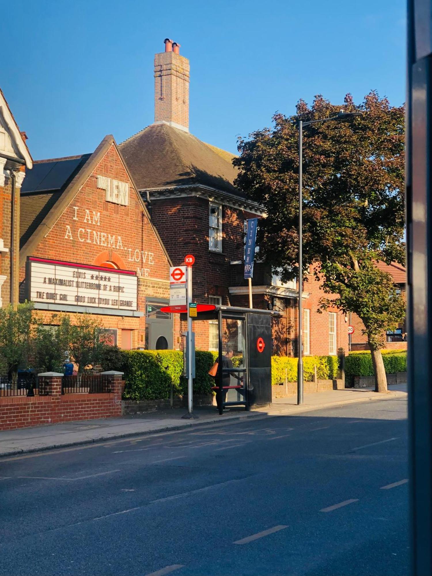 Lovely Double In Kensal Rise Quiet&close To Tube -bus Station London