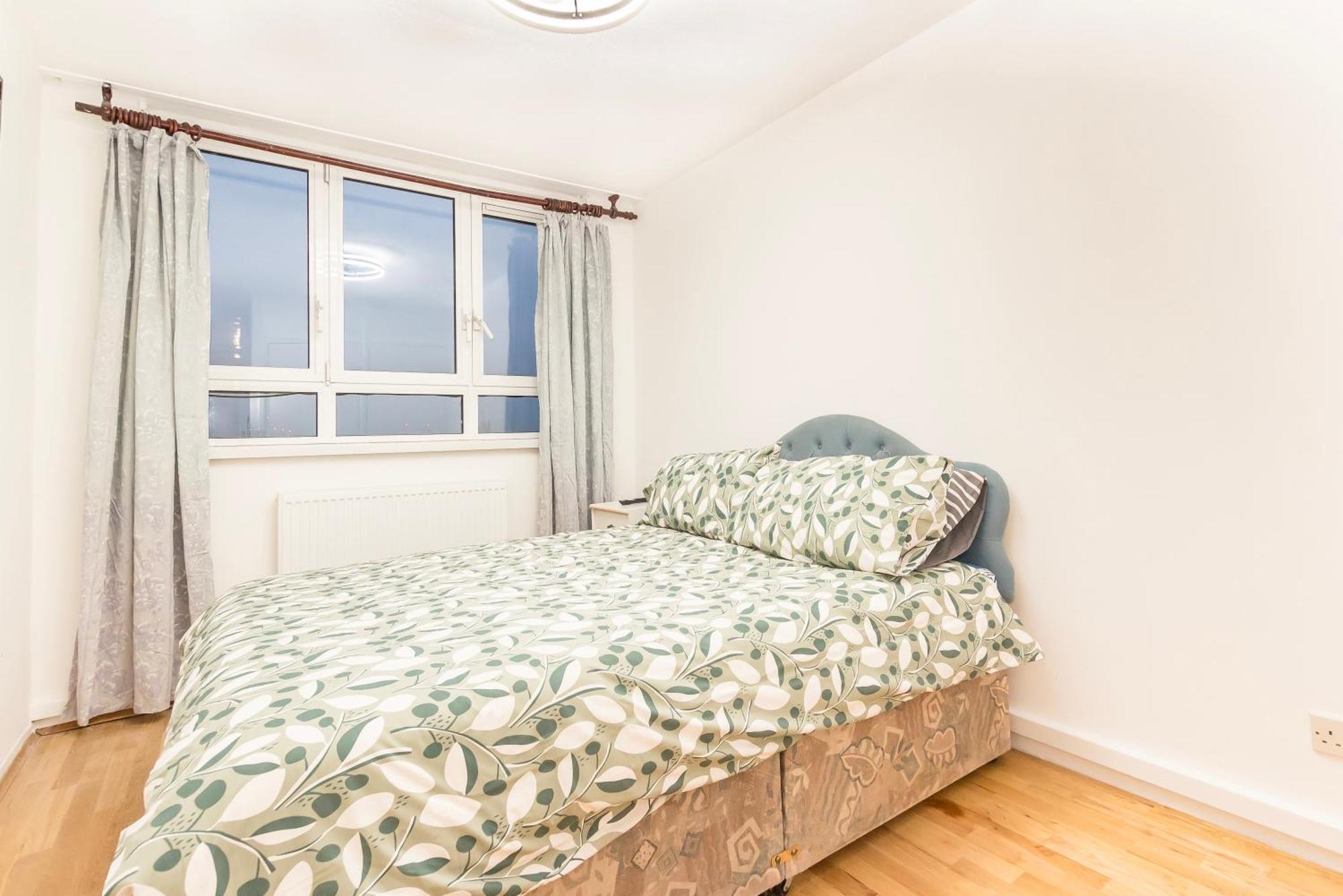 Appartement Spacious Two Bed With Glorious Views Of Prime Londen
