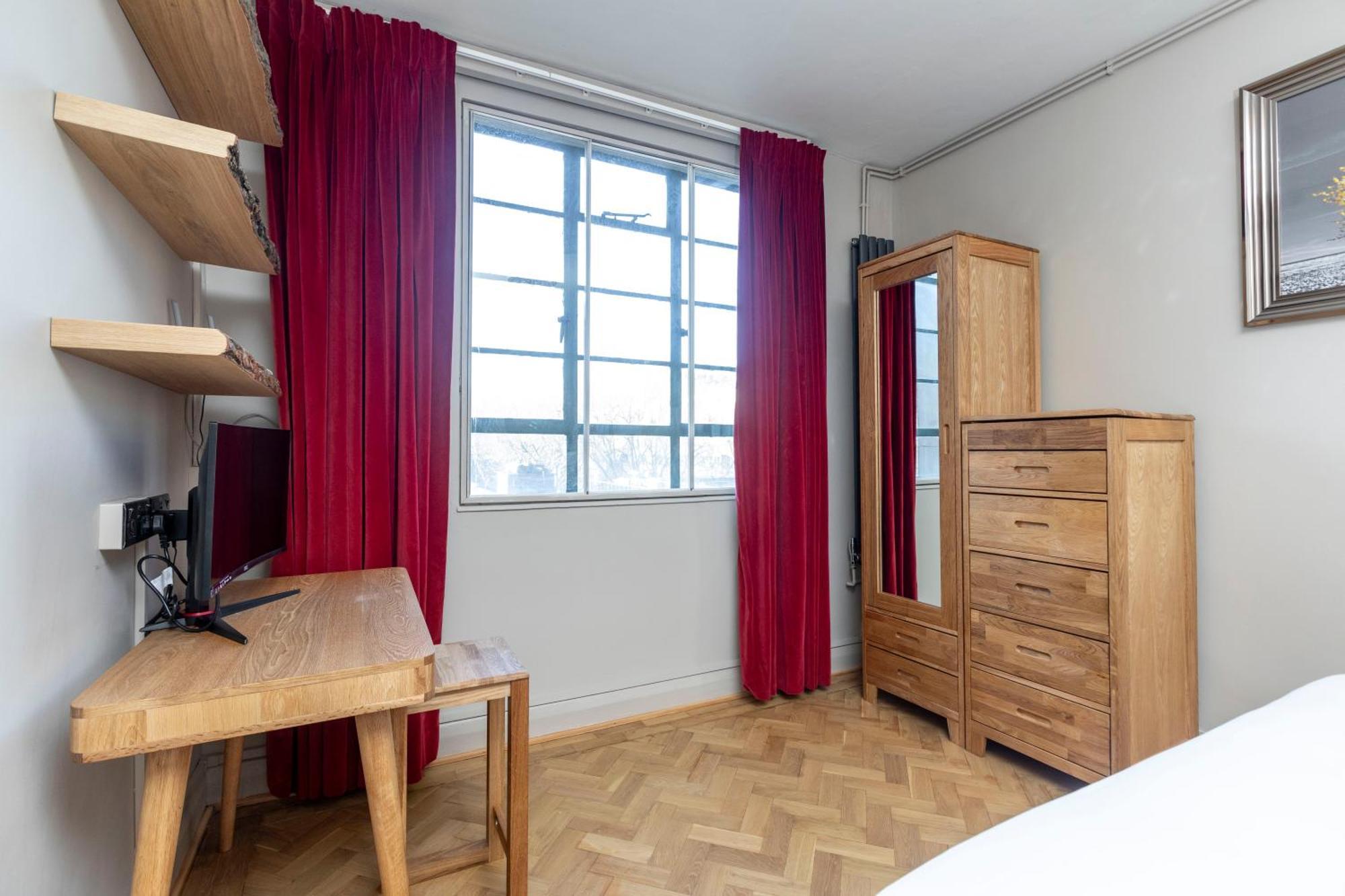 Walk To Oxford Street - 4 Tubes Nearby * London