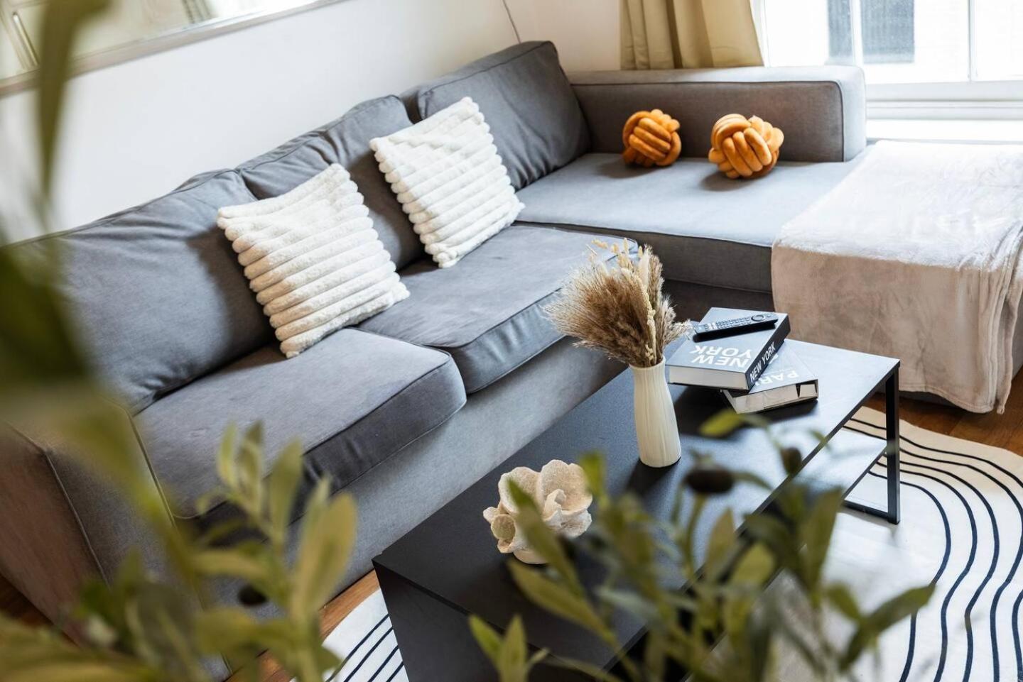 Holiday home Spacious 2 Bedroom Old Street - Sleeps 6 London