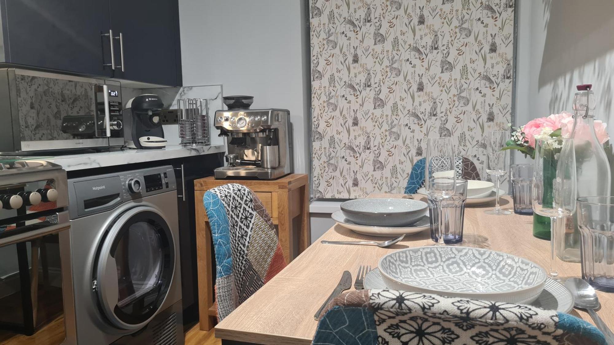 Apartment Wapping