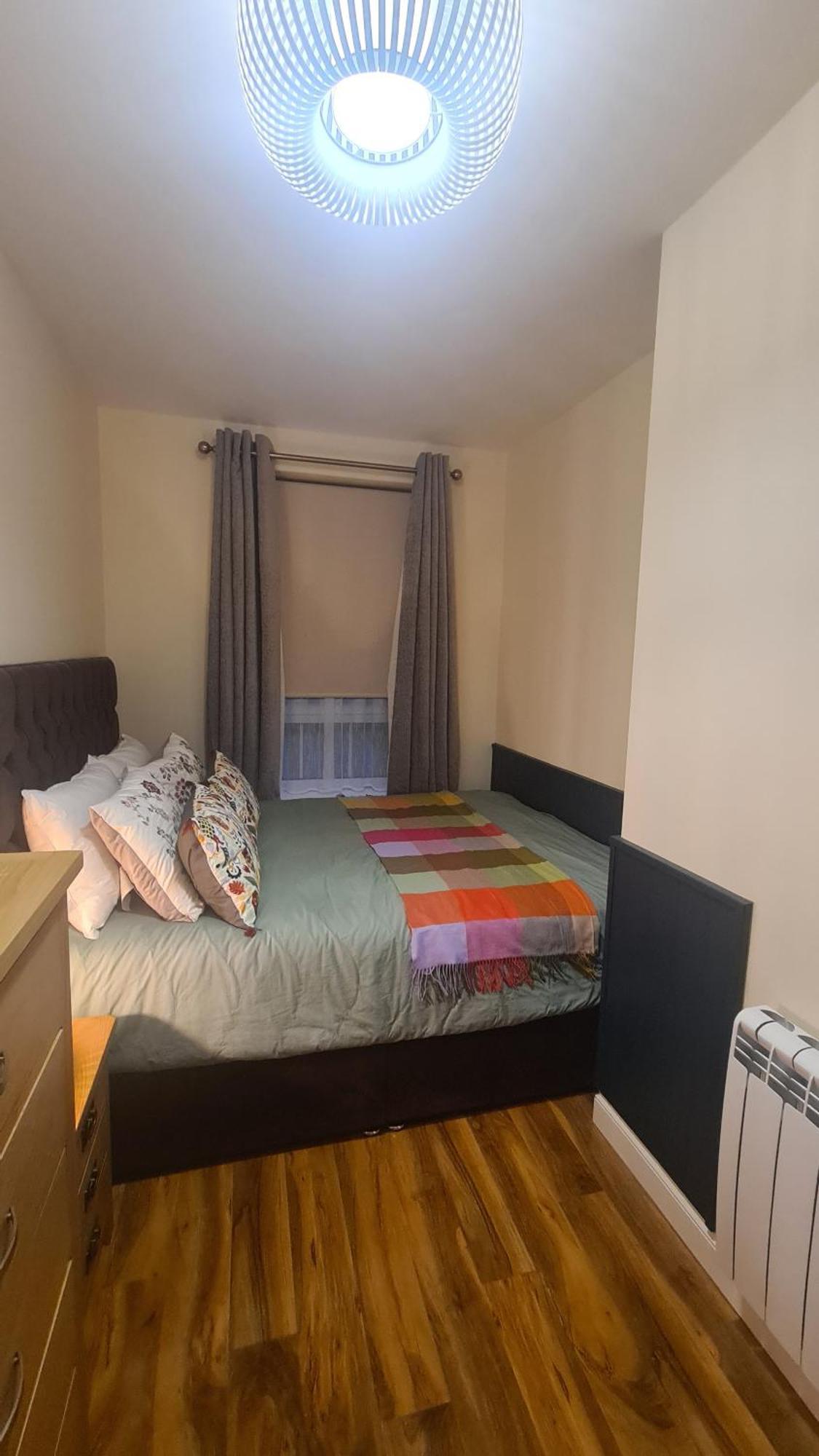 Apartment Wapping