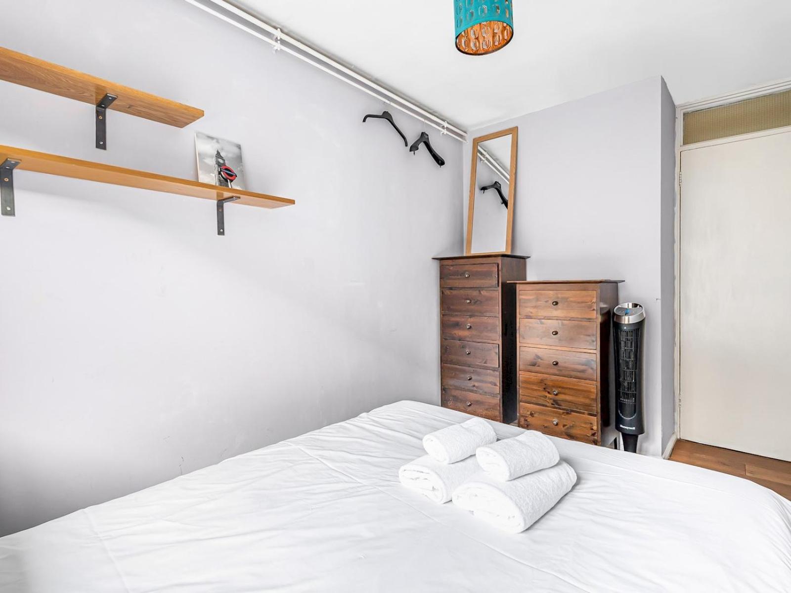 Apartment Elephant Castle Pass The Keys London