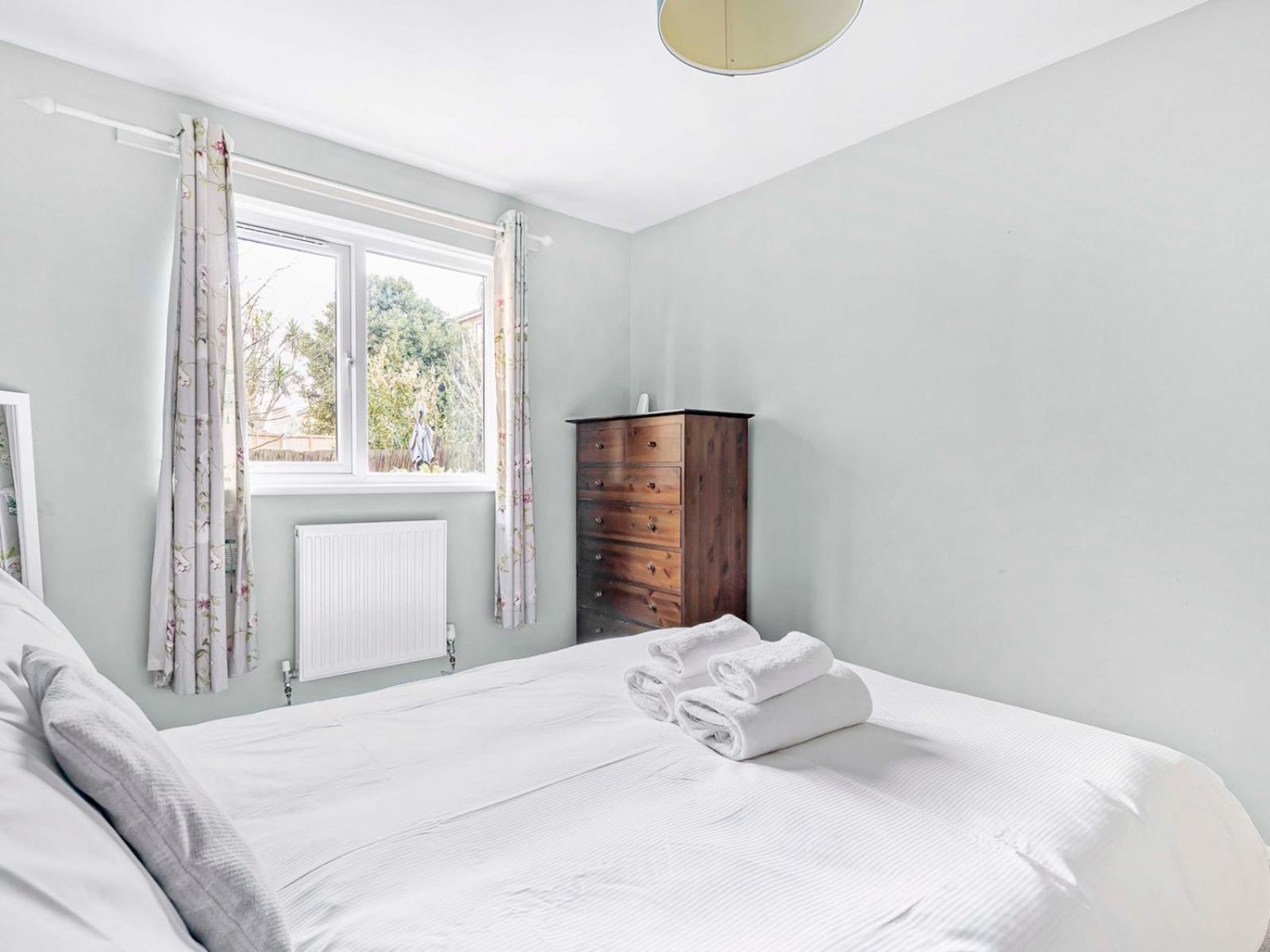 Apartment Elephant Castle Pass The Keys London