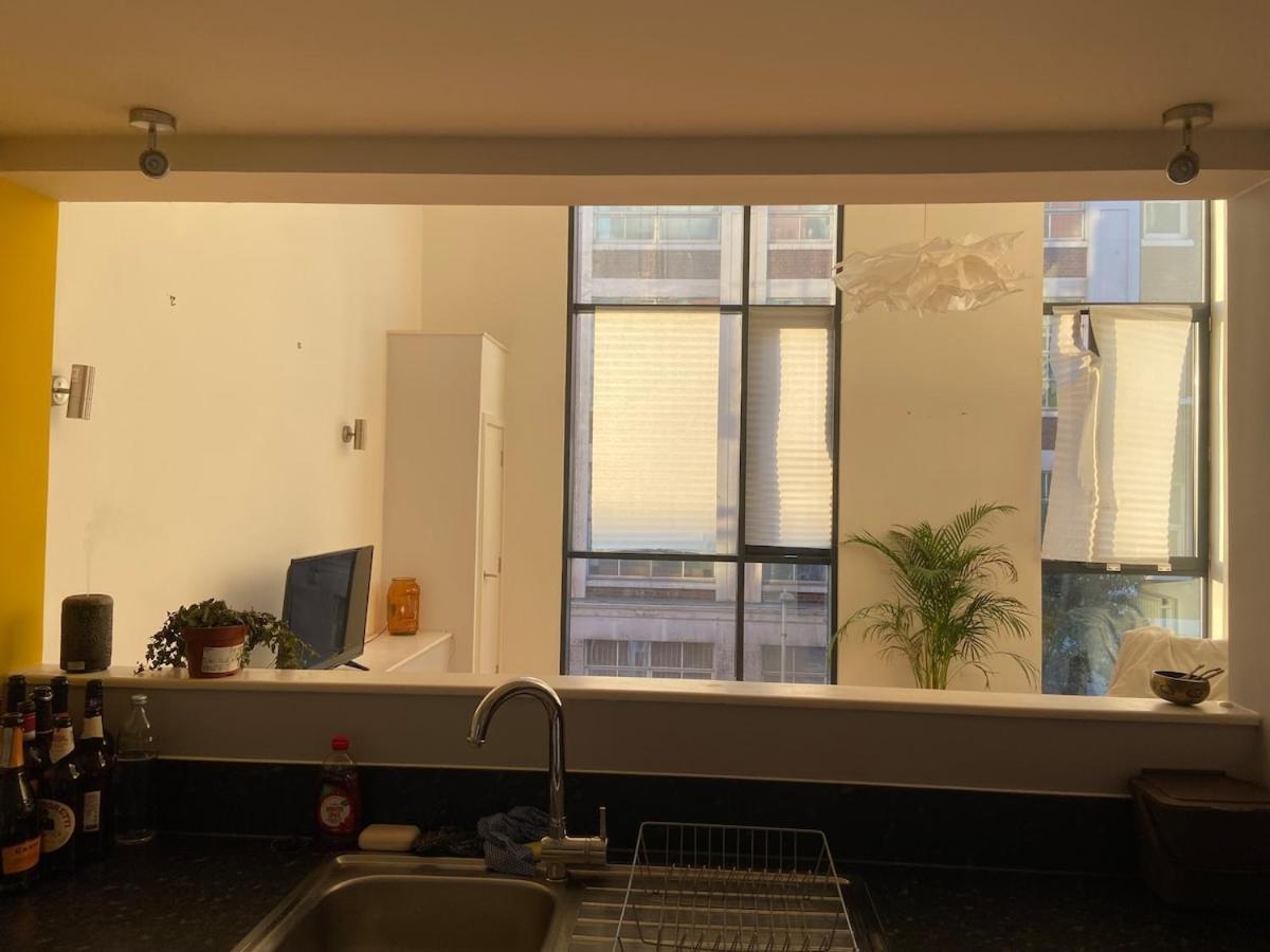 Bright And Spacious Loft Style * Londen