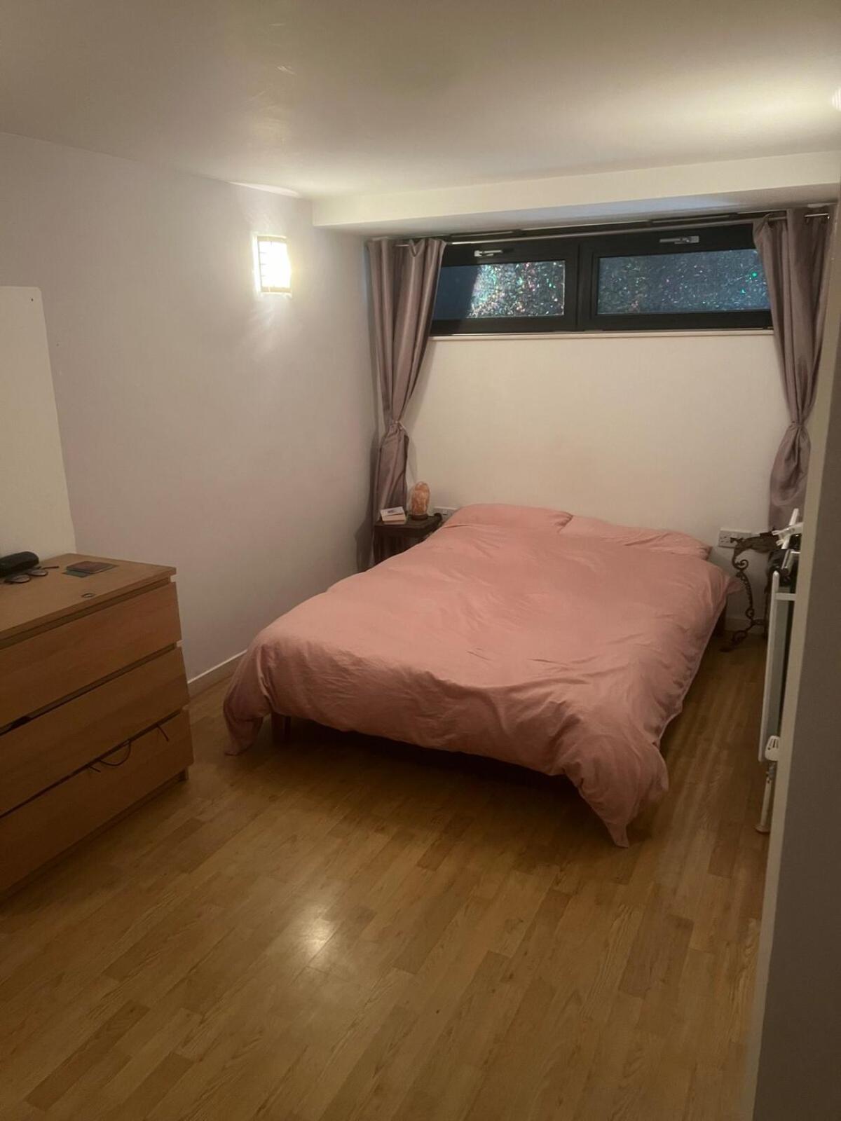 Bright And Spacious Loft Style Appartement Londen
