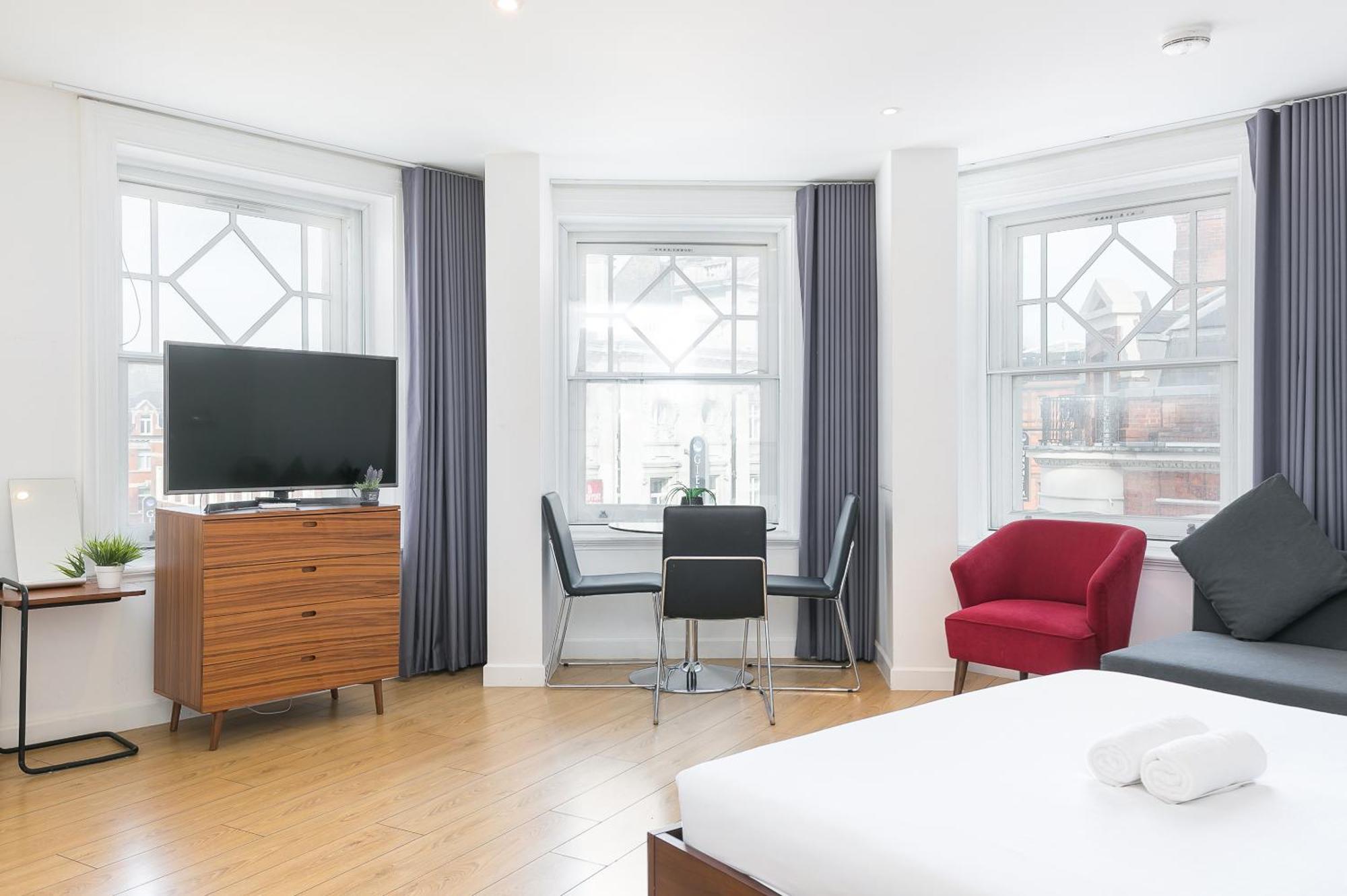 Apartment Piccadilly Circus Sleep 6 Vr14