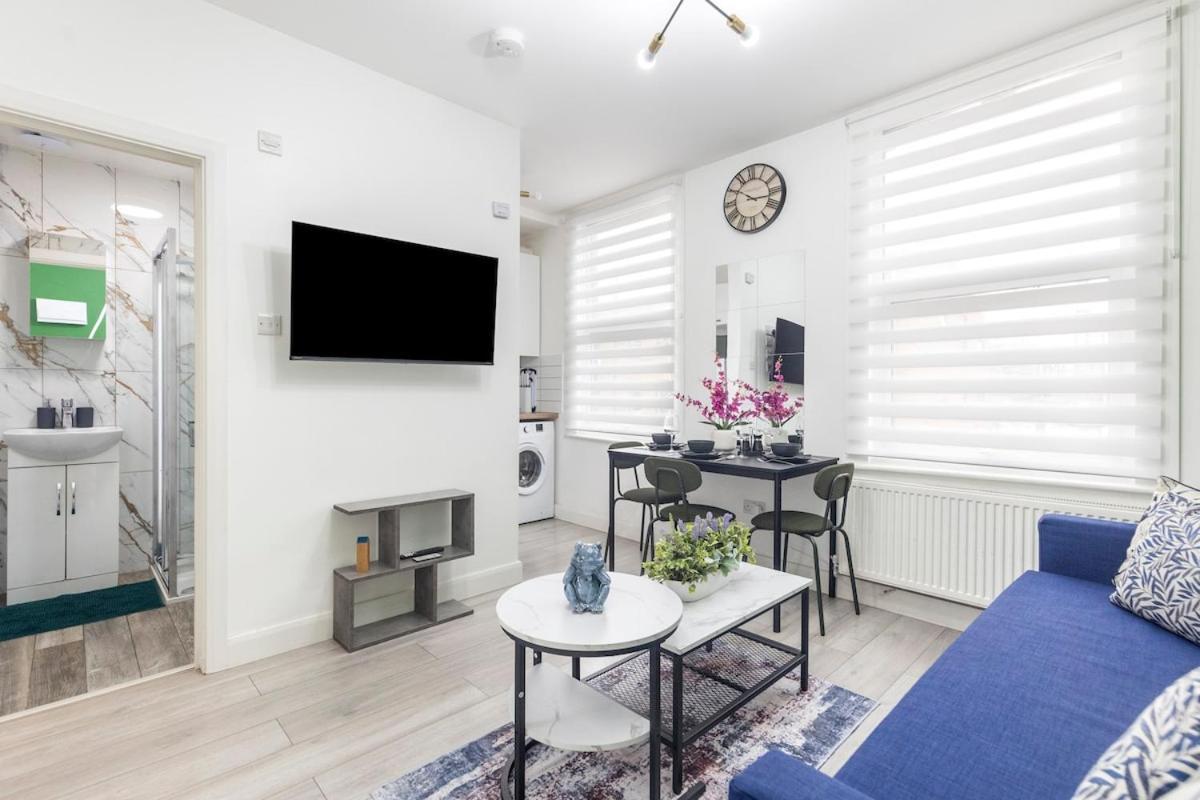 Apartment 1 Bed Next Transports & Easy Access To Ctr London