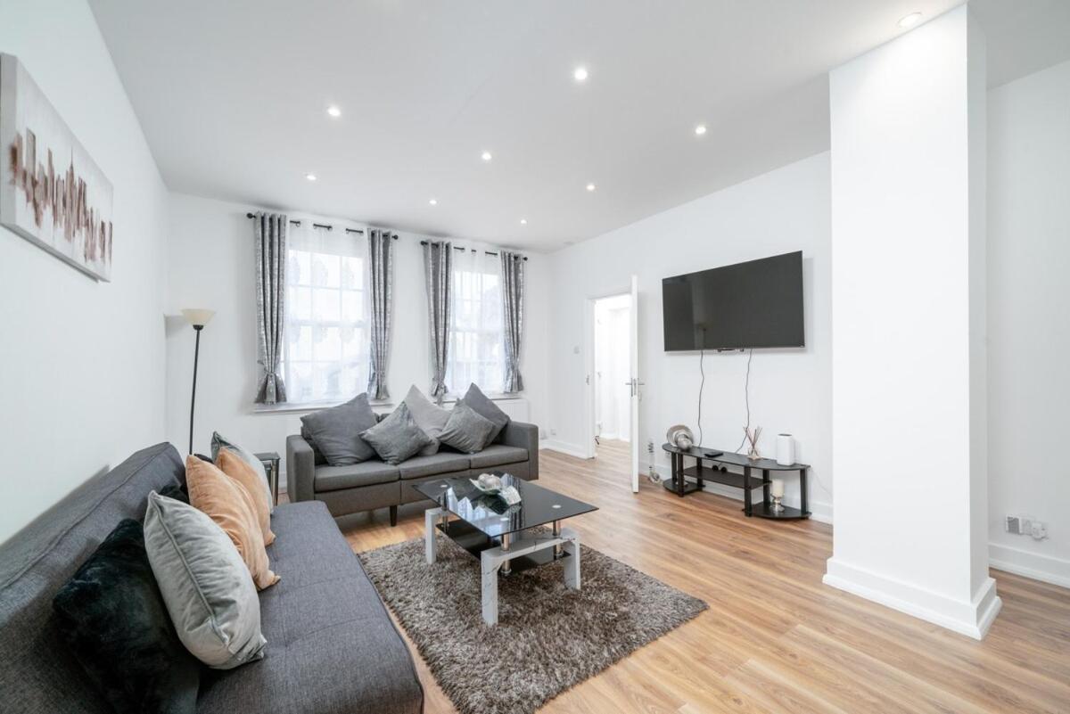 Apartment Family Near 02 Arena, Excel Centre With Parking London