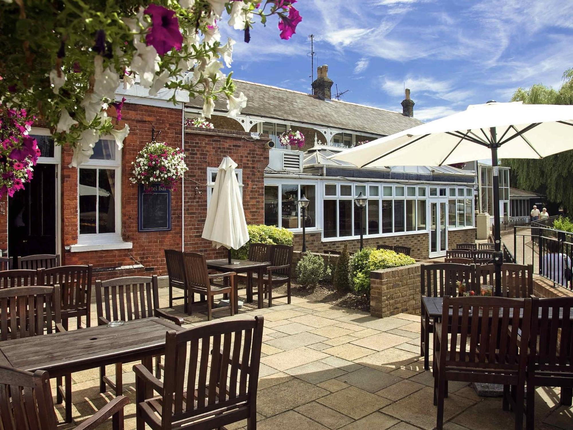 Mercure London Staines-Upon-Thames Hotel London