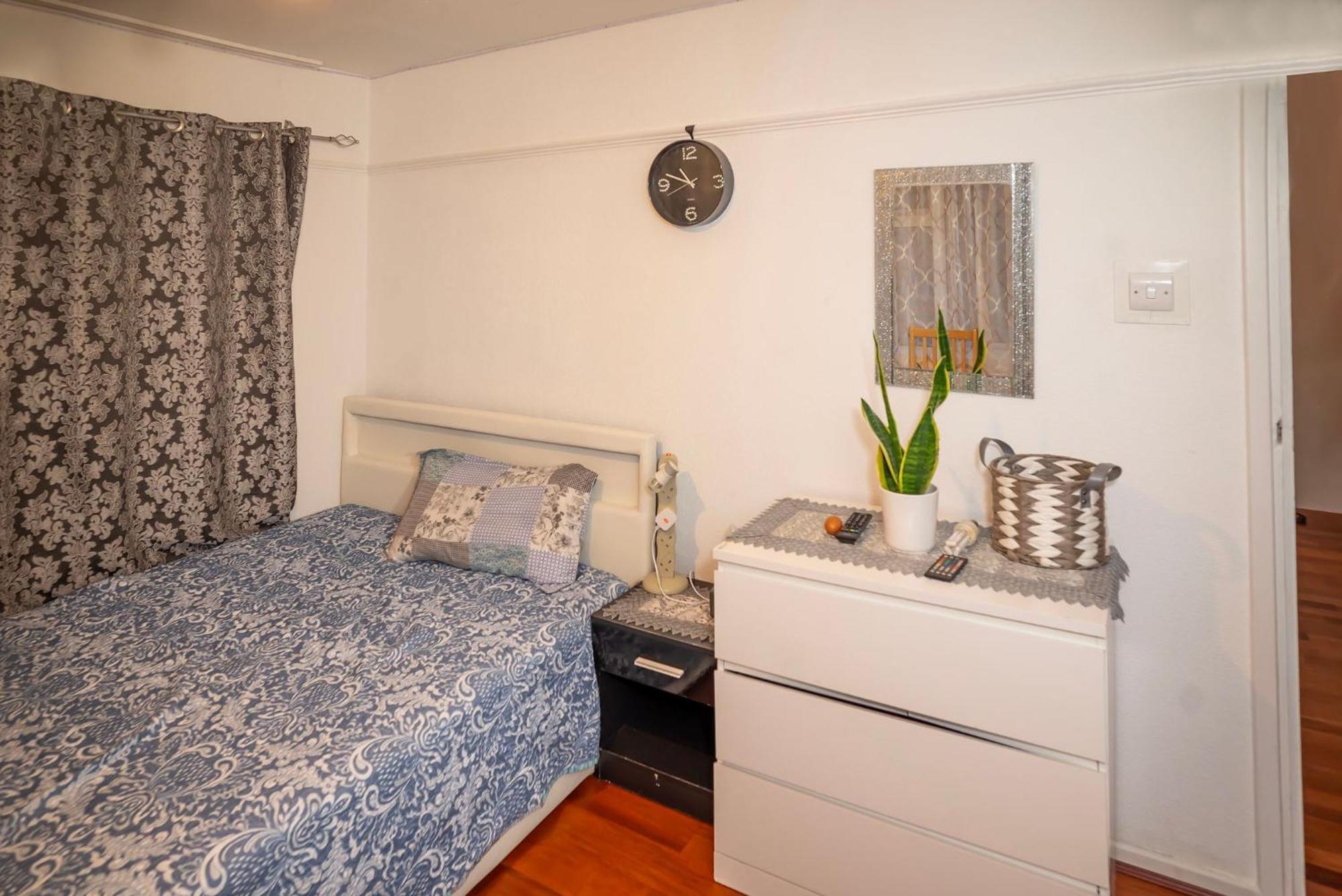4 Bedroom House Rented By The Bed and breakfast