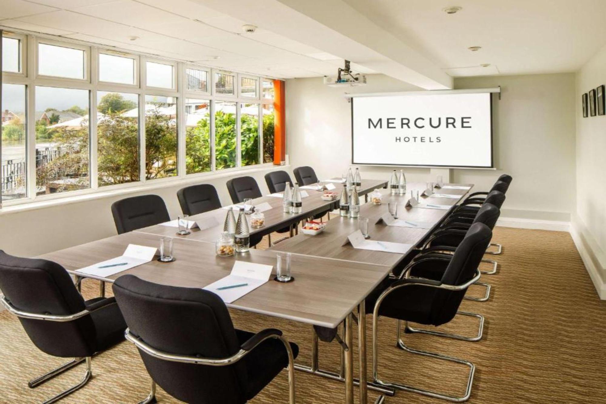 Mercure London Staines-Upon-Thames * London