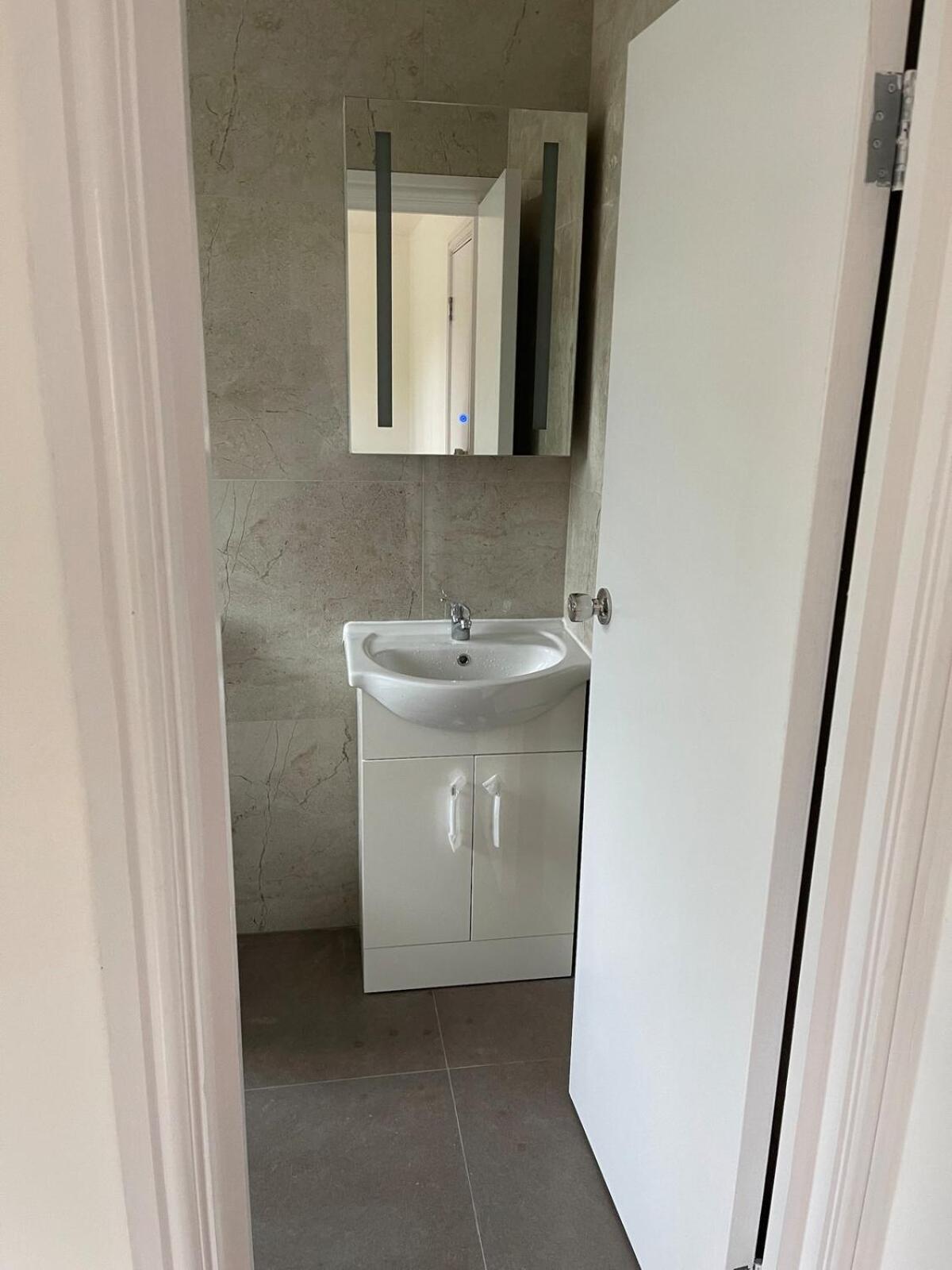 Modern 5-bed With Garden & Spectacular Views London