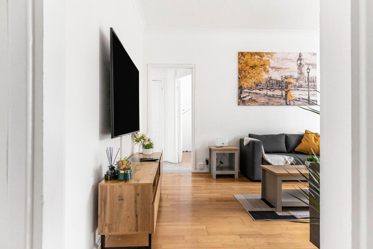 Elegant 2br Next To Edgware Rd * Londen