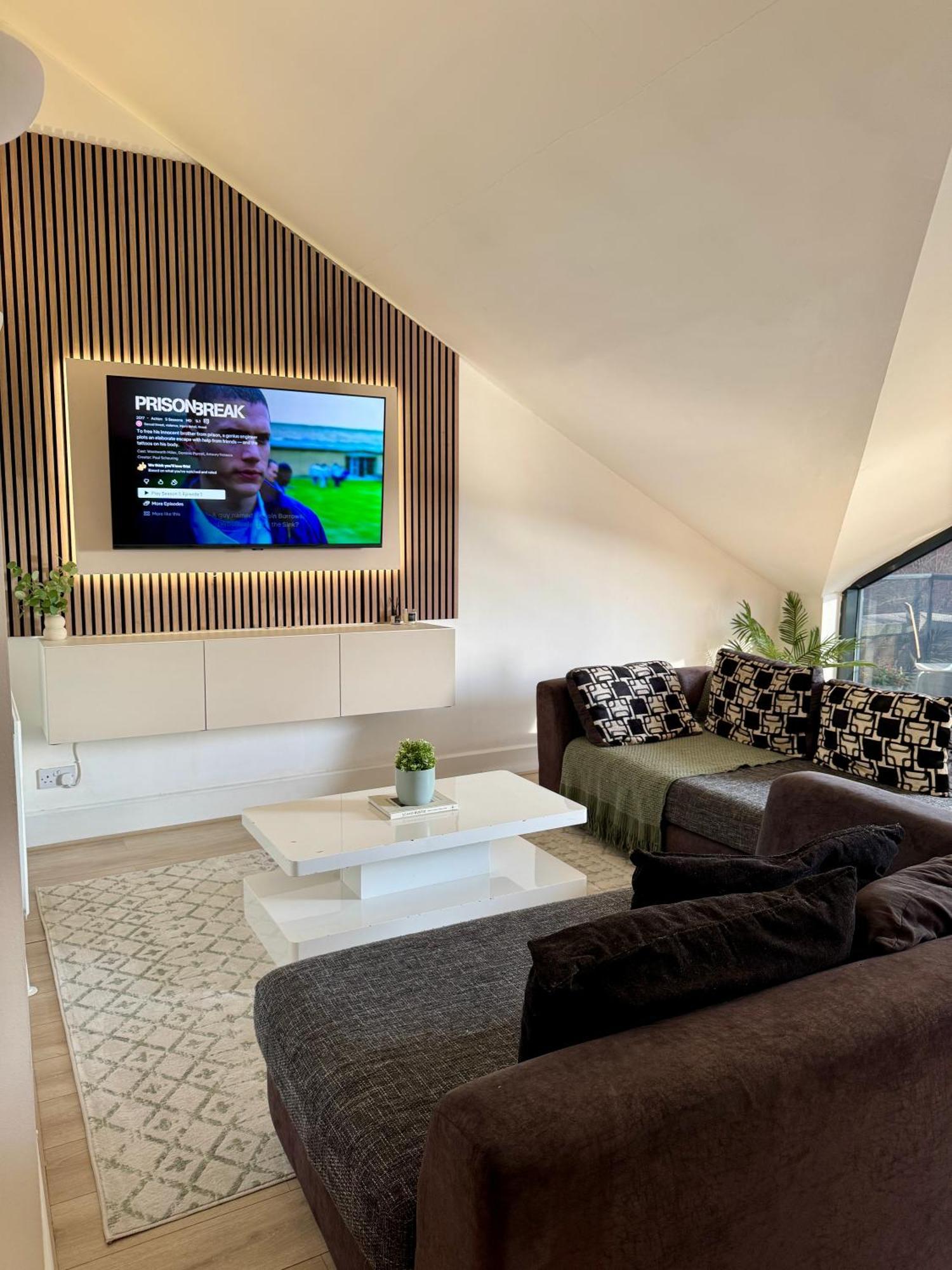 Stunning 1 Bedroom In Wapping - Sleeps 4 And Free Parking! Apartment London