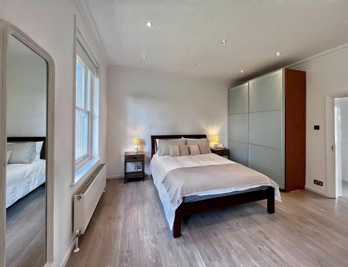 Exquisite 2beds, 2baths In Charming Camden Area - Belsize Park *