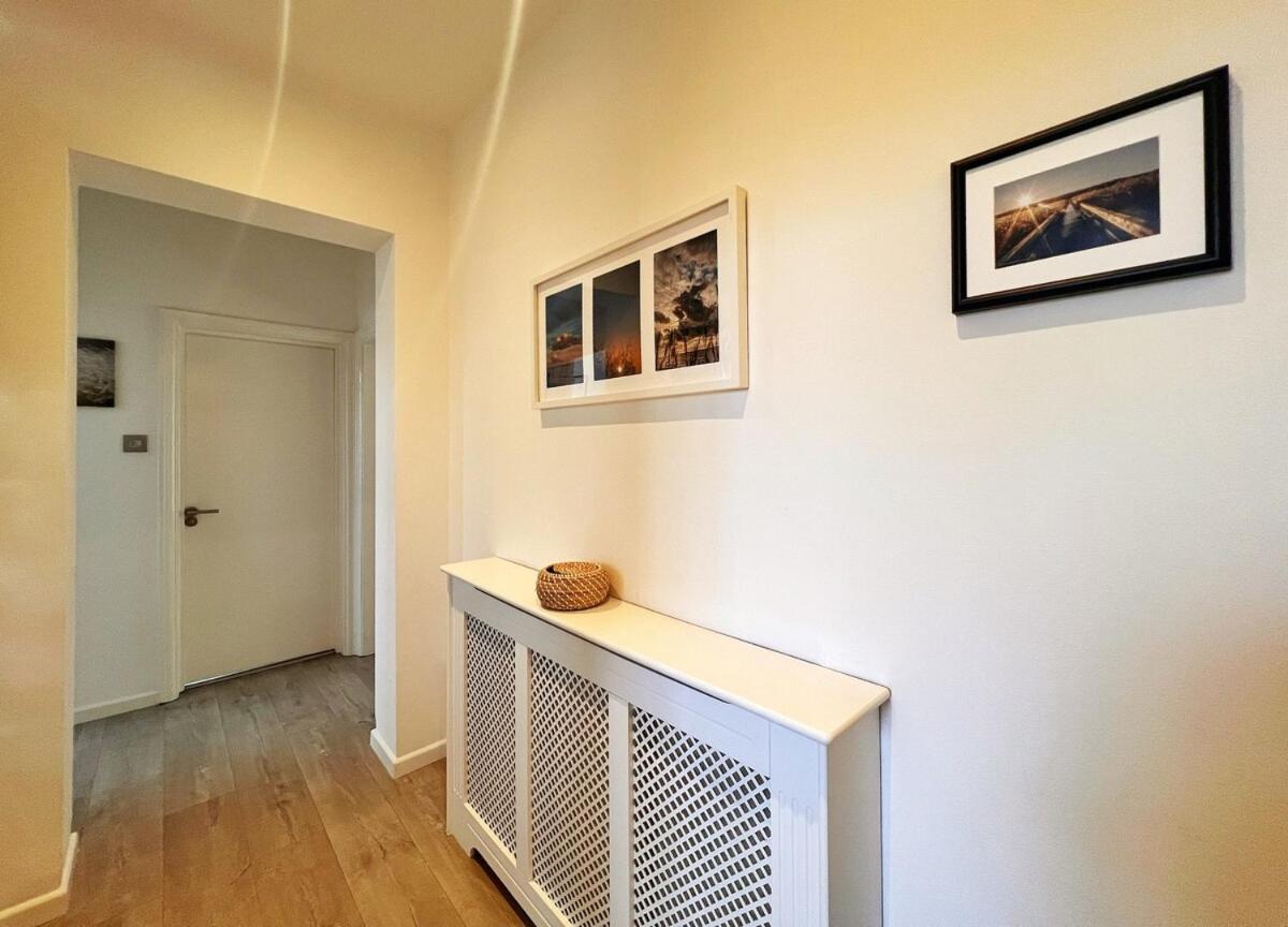 Exquisite 2beds, 2baths In Charming Camden Area - Belsize Park Apartment London