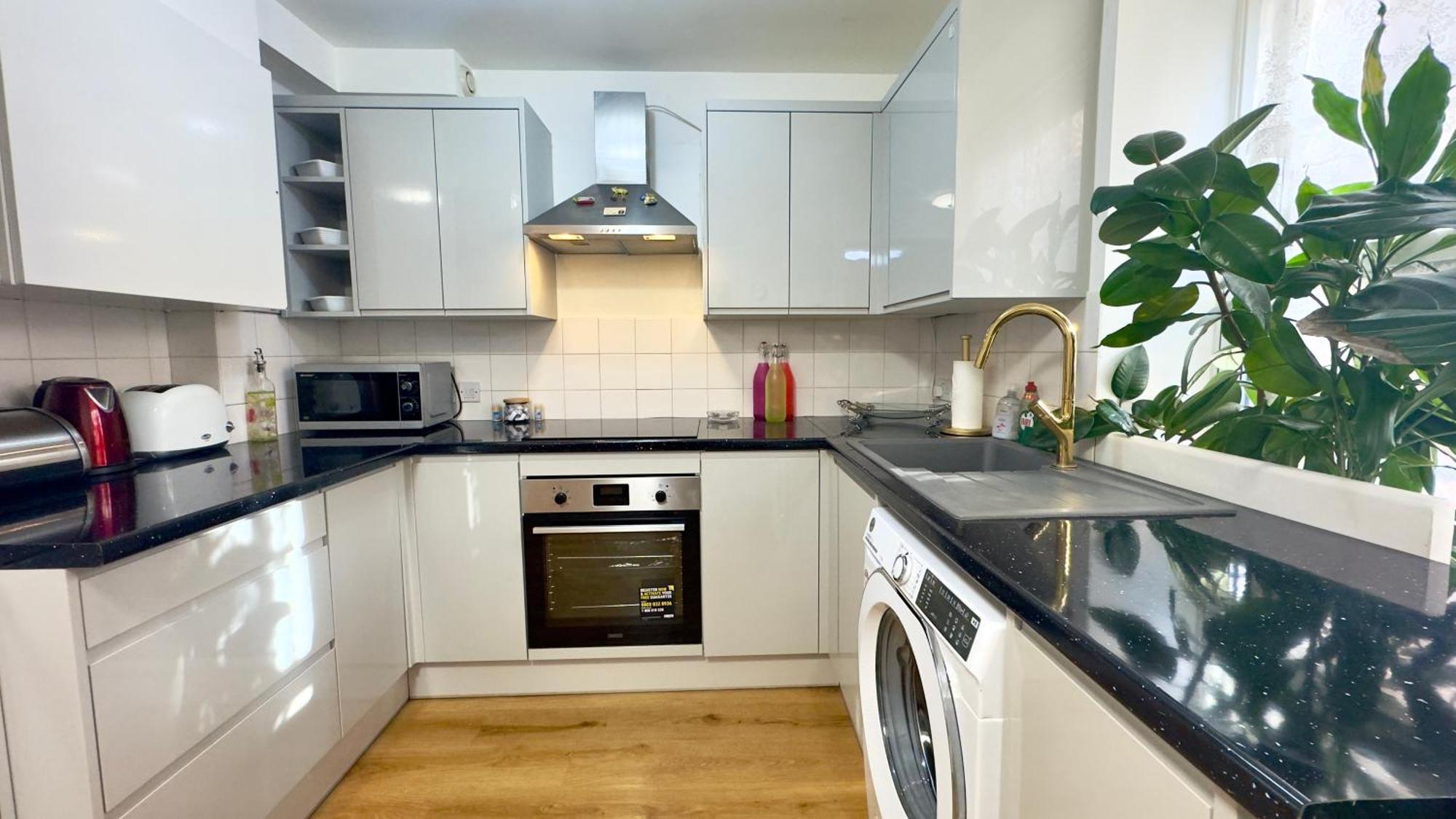 Cute 1 Bedroom Edgware Road