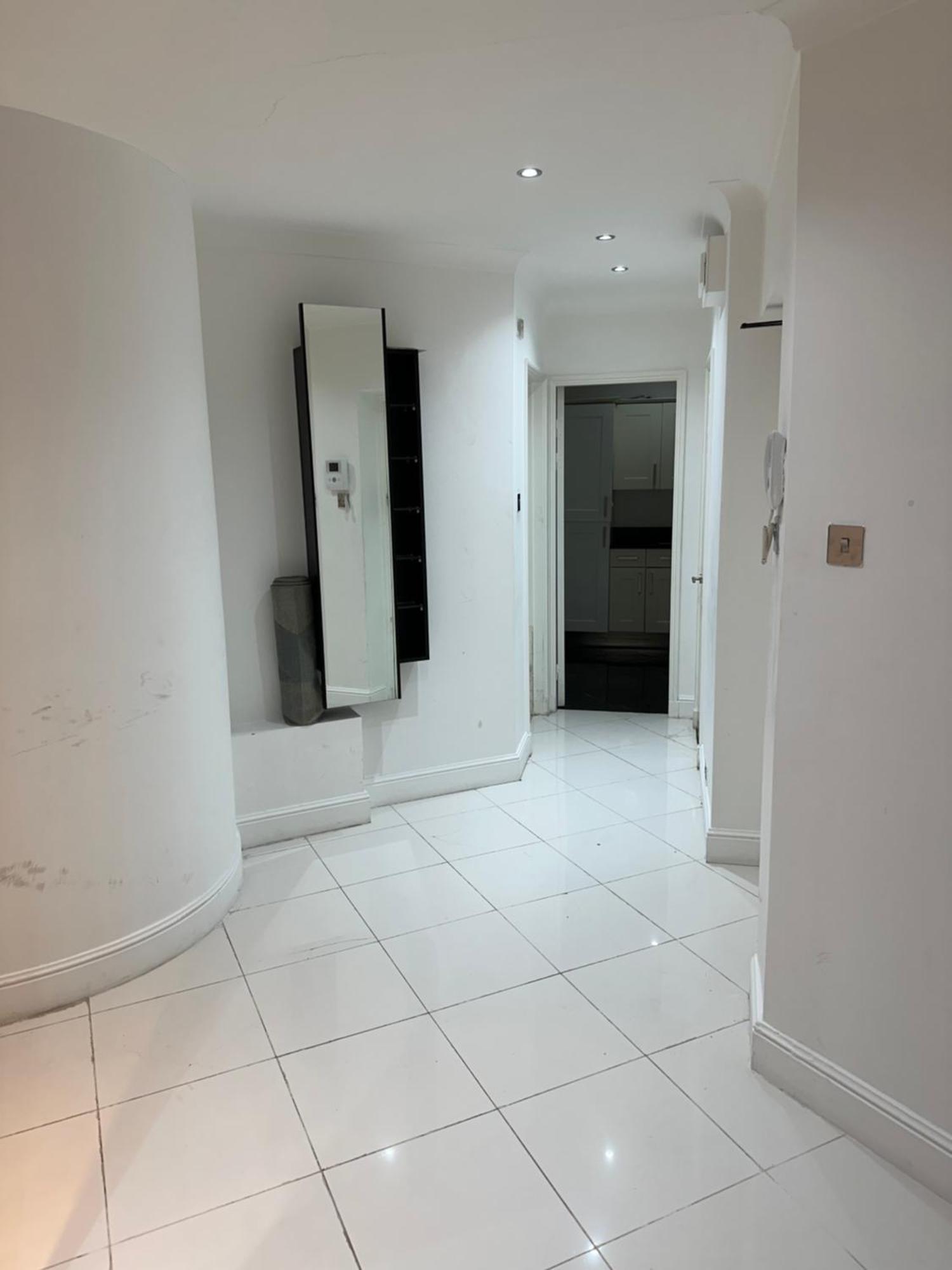 Modern 1 Bed Flat In Maida Vale