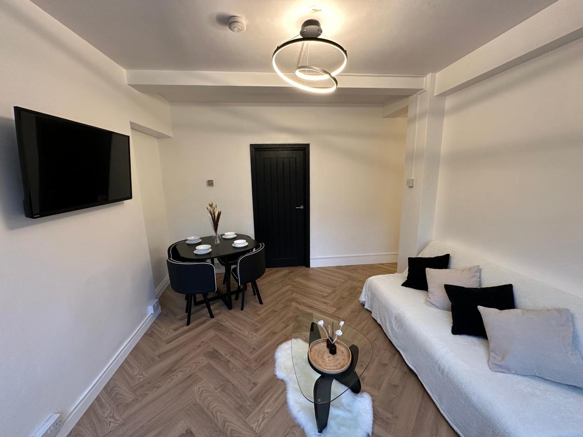2 Bedroom Flat By Bridge & The Shard Londres