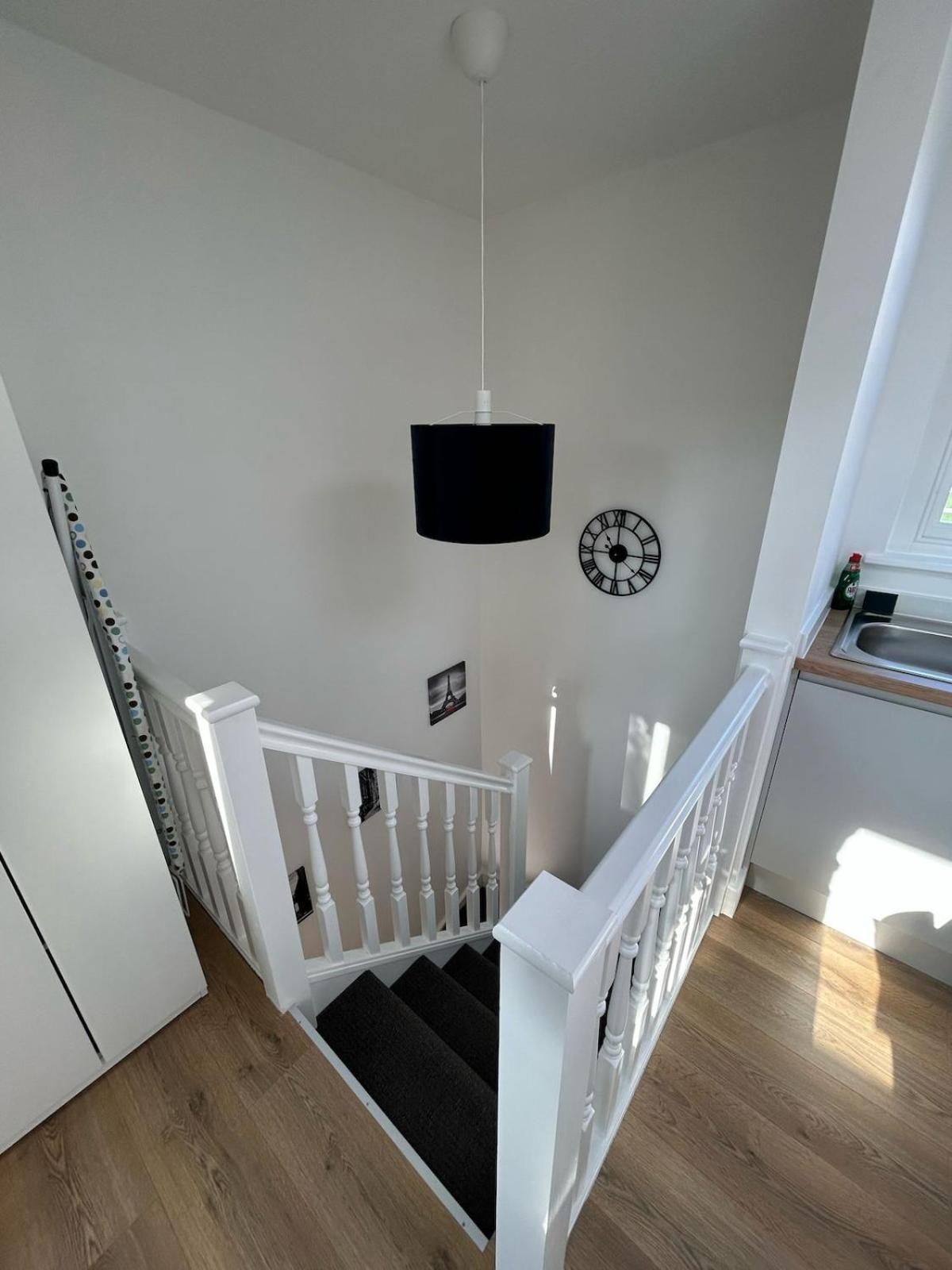 2 Bedroom Flat Pimlico * London